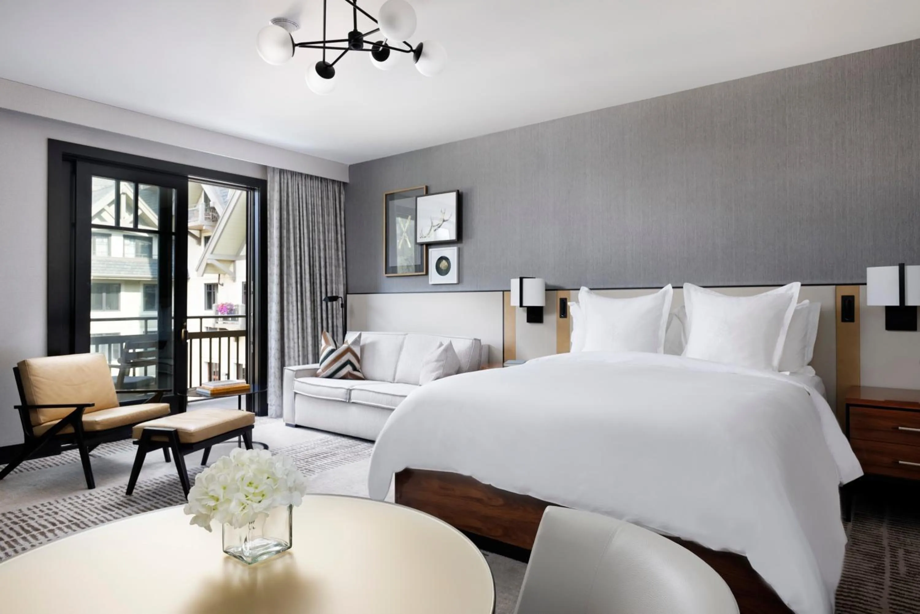 Bed in Four Seasons Resort Vail