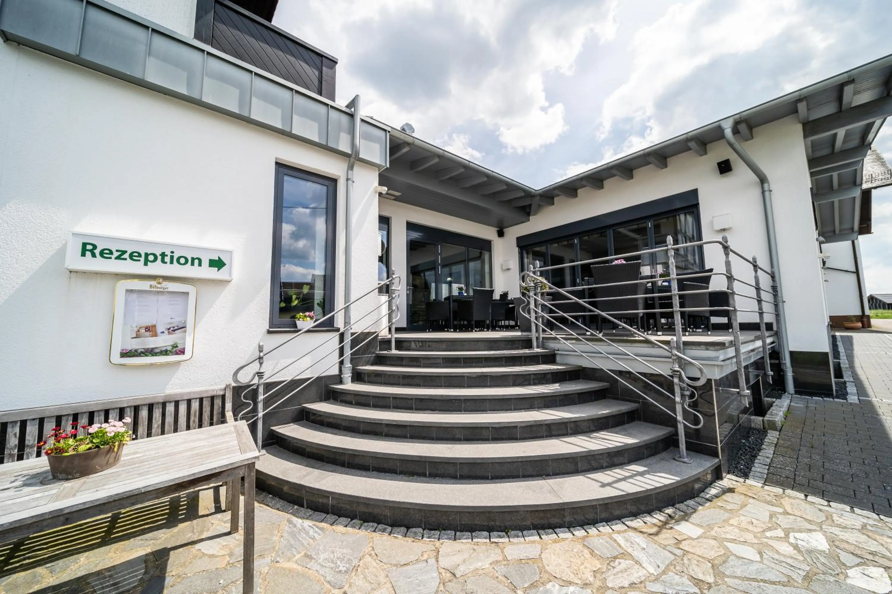 Facade/entrance in Hotel Rieder