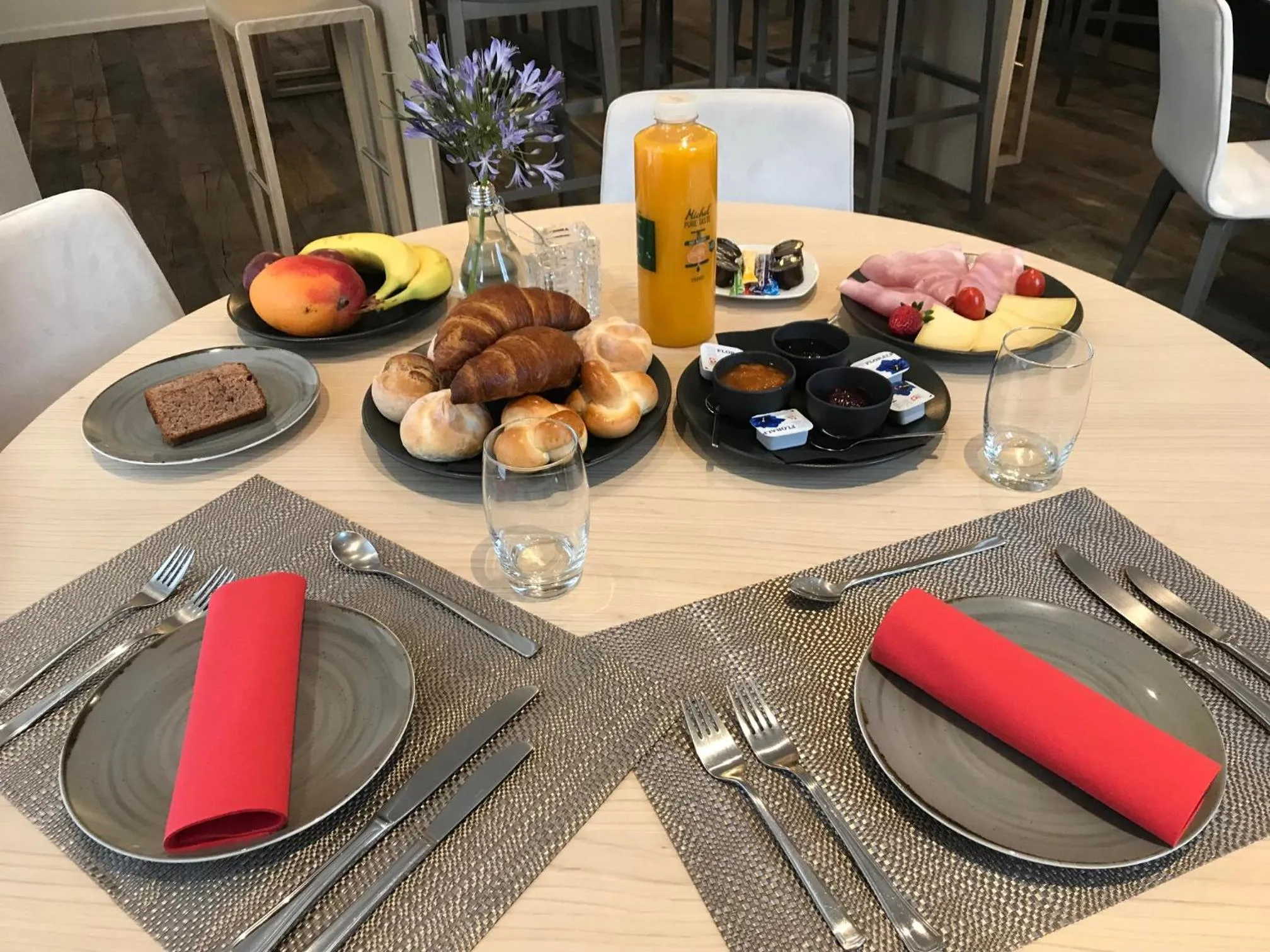 Breakfast in Relais du Simplon