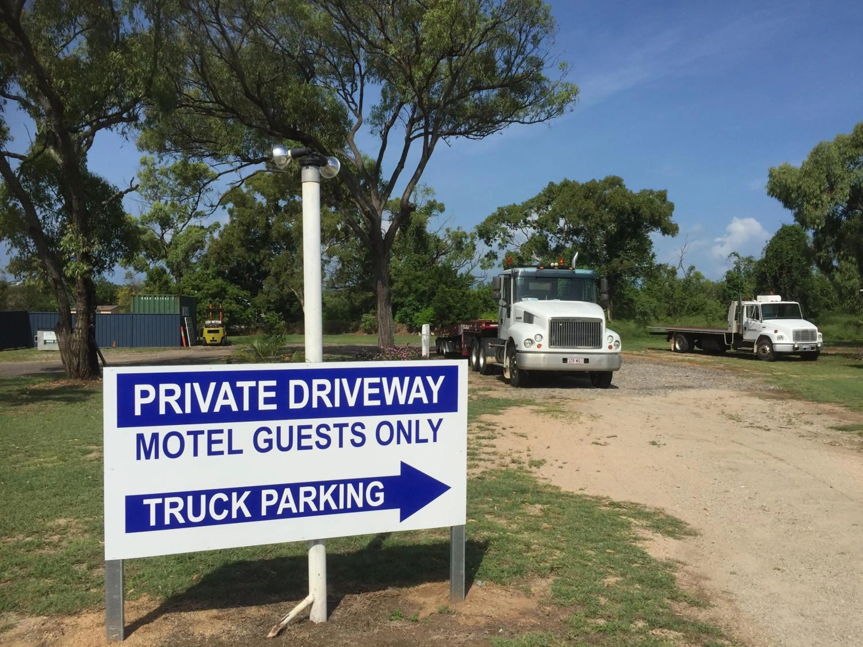 Parking in Birch Motel Bowen Previously Known as Bowen Arrow Motel
