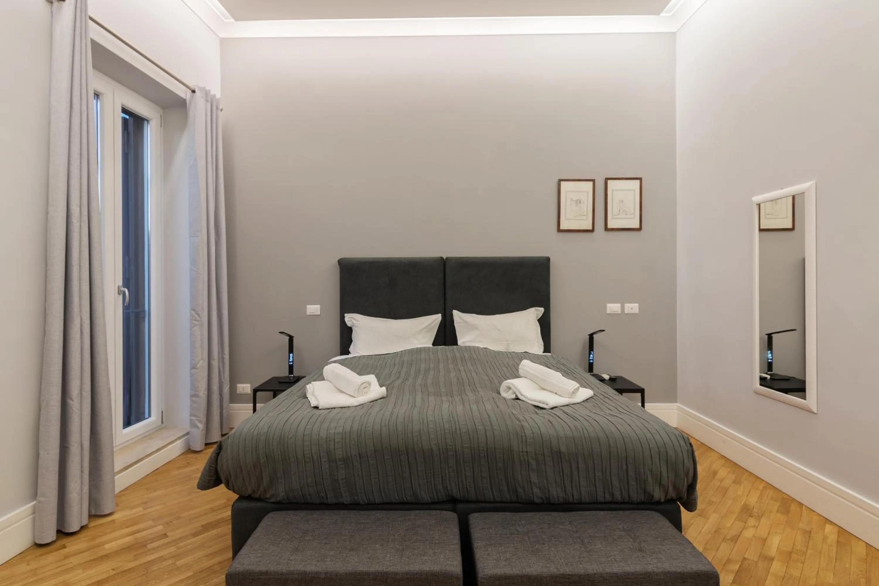 Bedroom, Bed in President Gardens