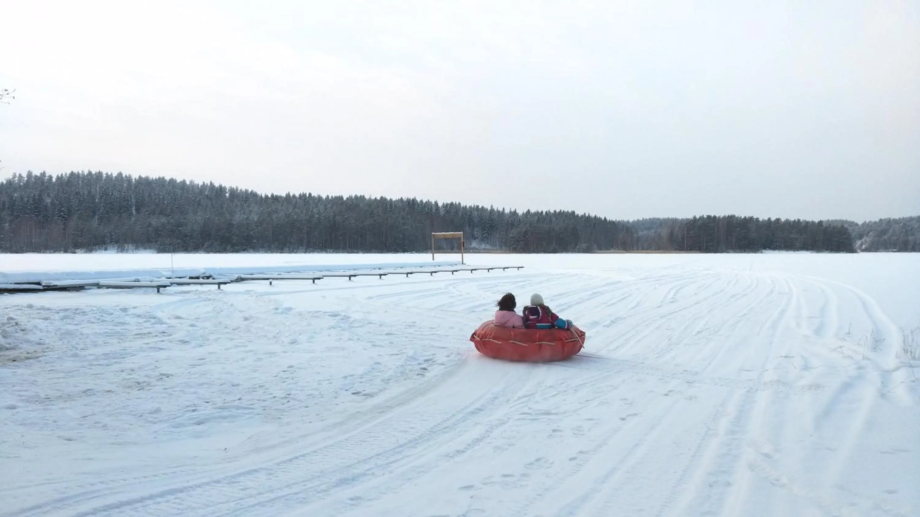 Activities in Yli-Kaitala Holiday Resort Tuuliviiri