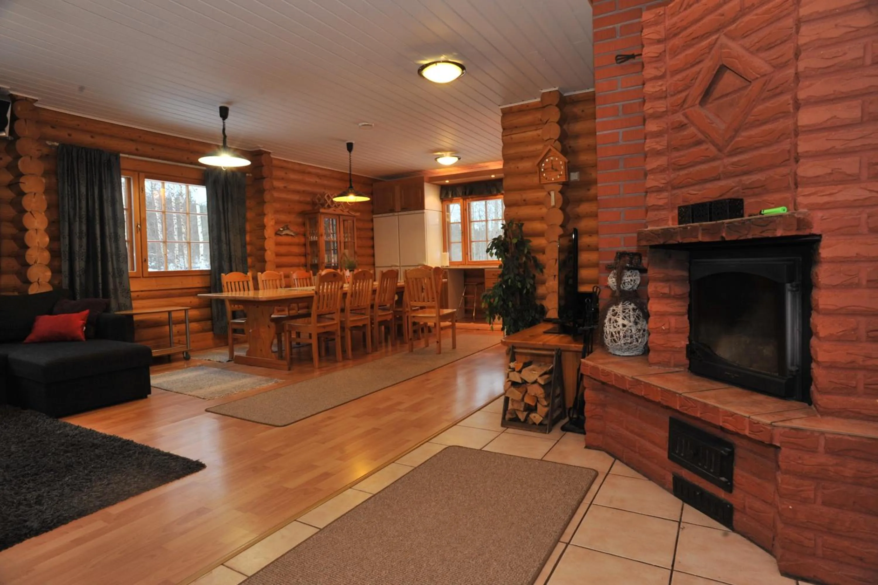 Dining area in Yli-Kaitala Holiday Resort Tuuliviiri