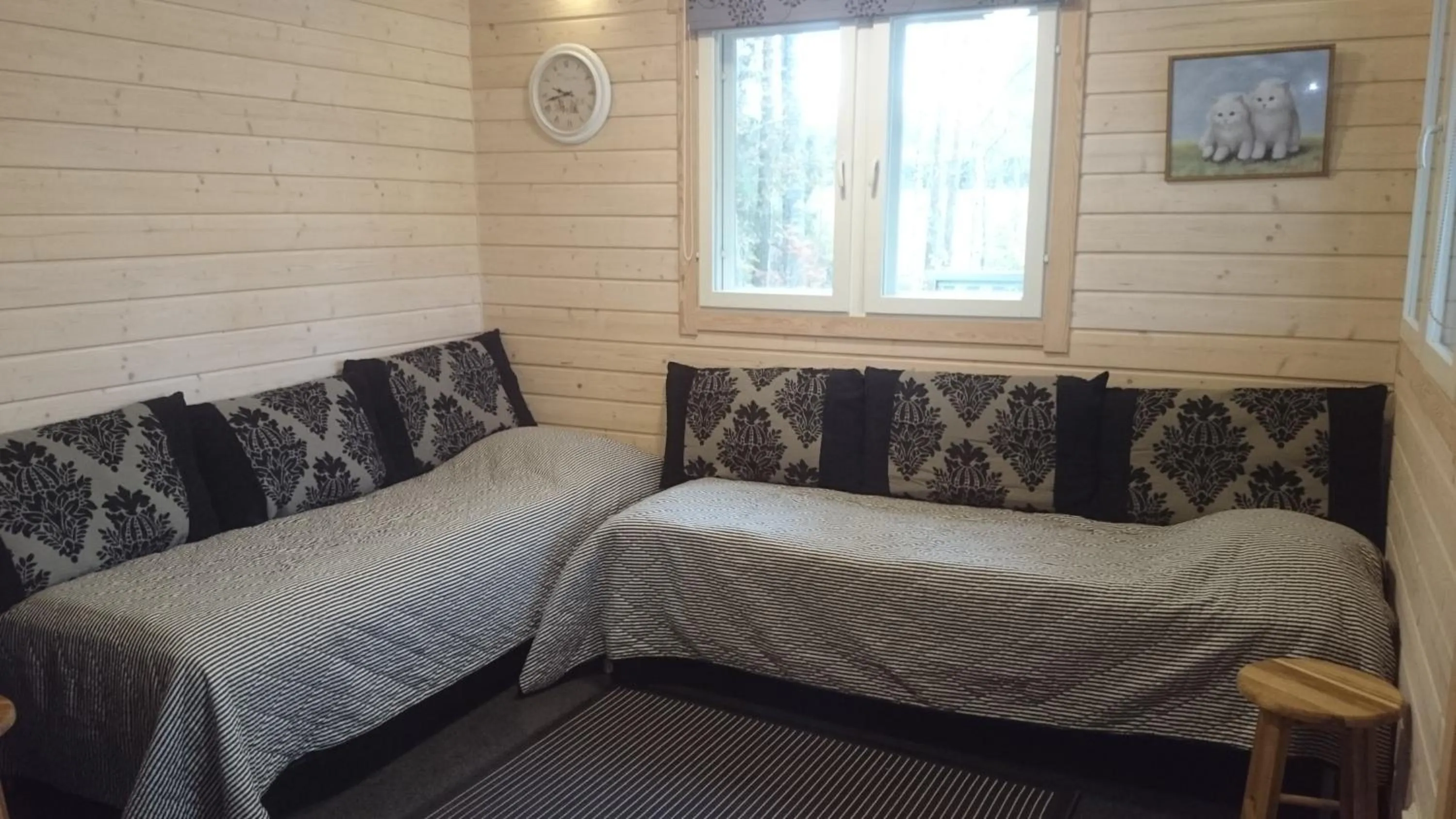 Seating area, Bed in Yli-Kaitala Holiday Resort Tuuliviiri