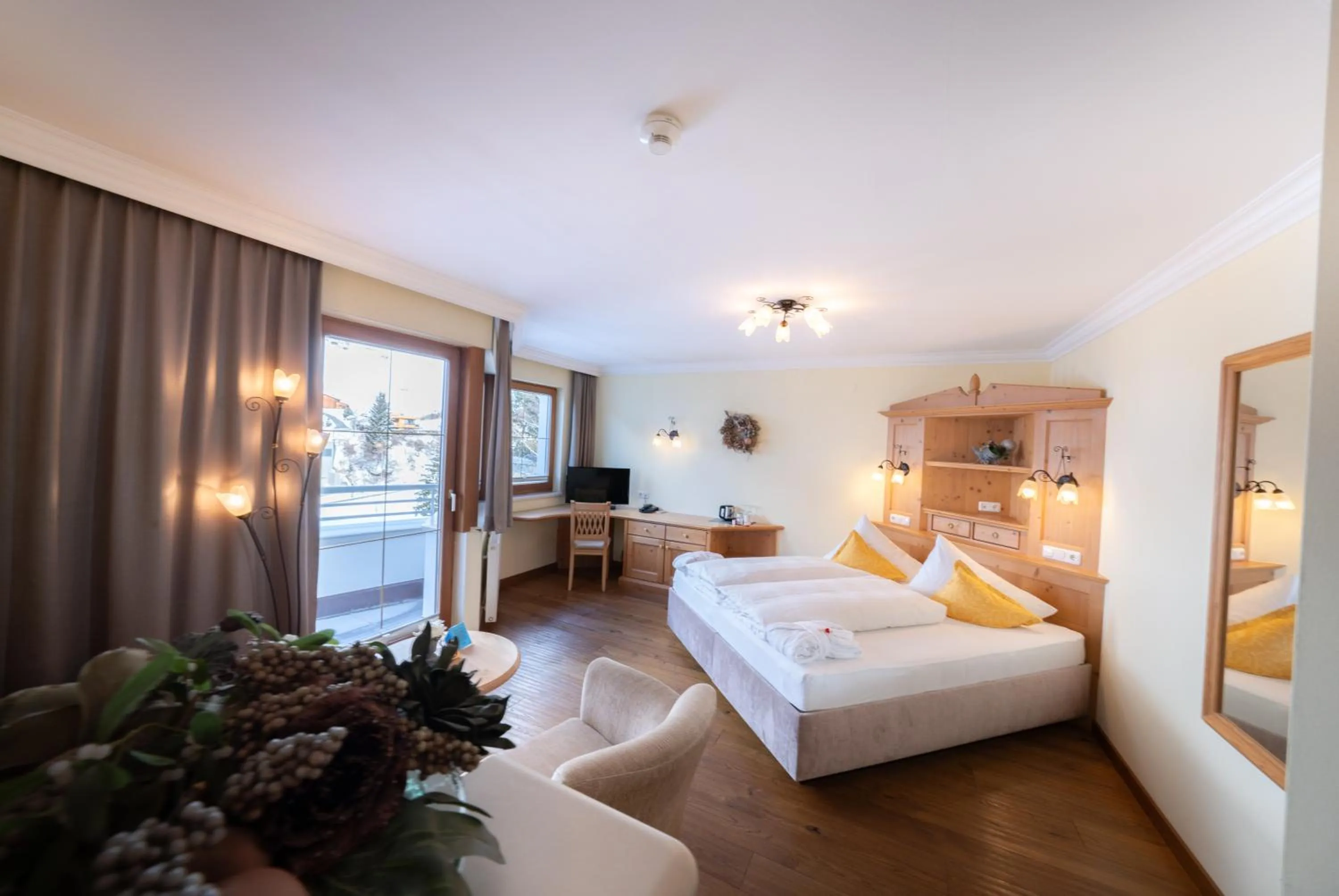 Bed in Alpenresidenz Trisanna