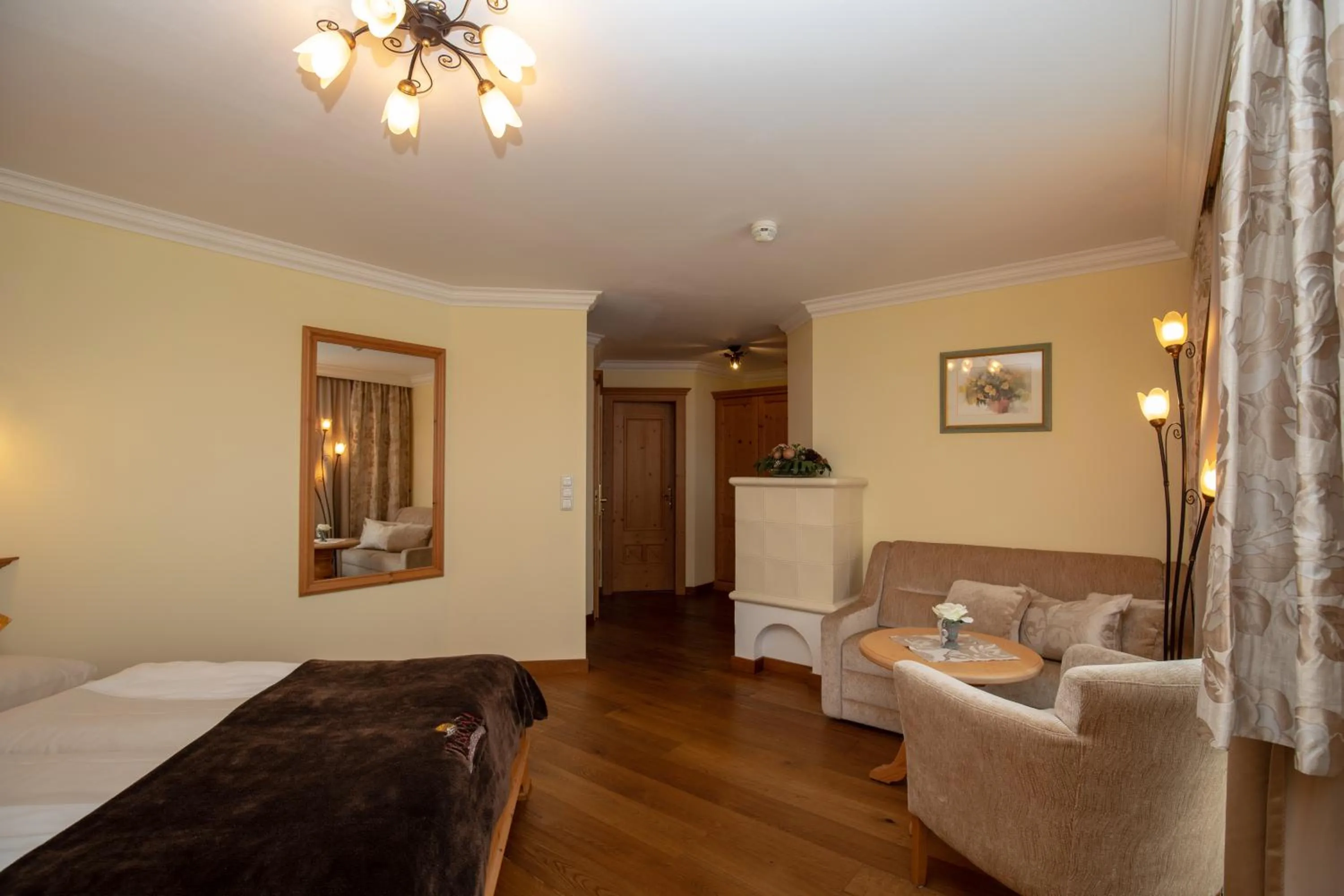 Bed in Alpenresidenz Trisanna