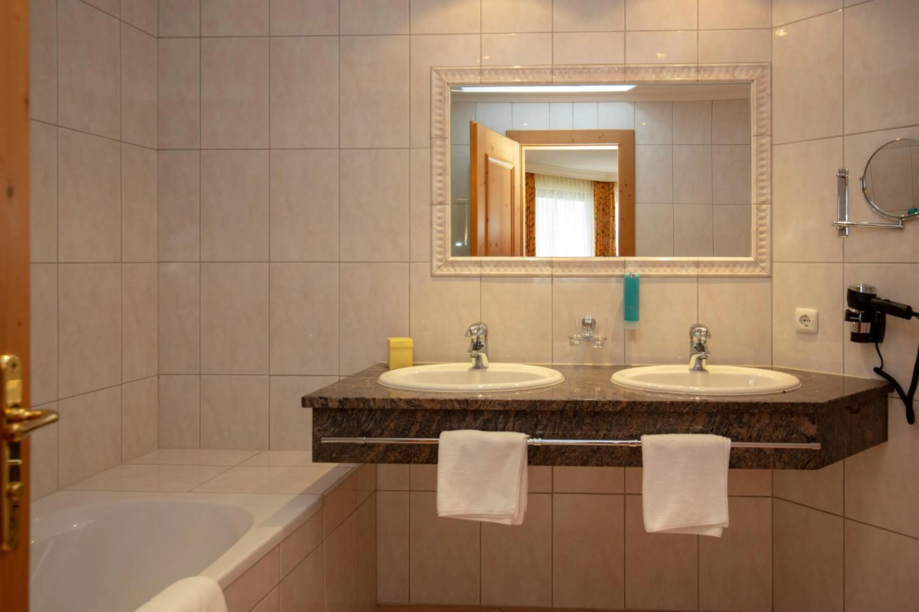 Alpenresidenz Trisanna