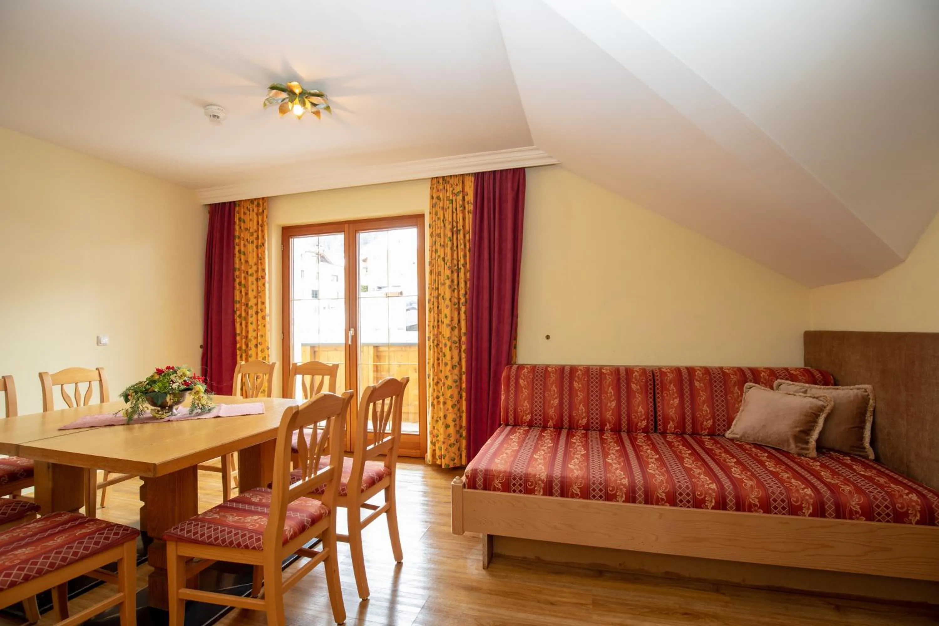 Bed in Alpenresidenz Trisanna