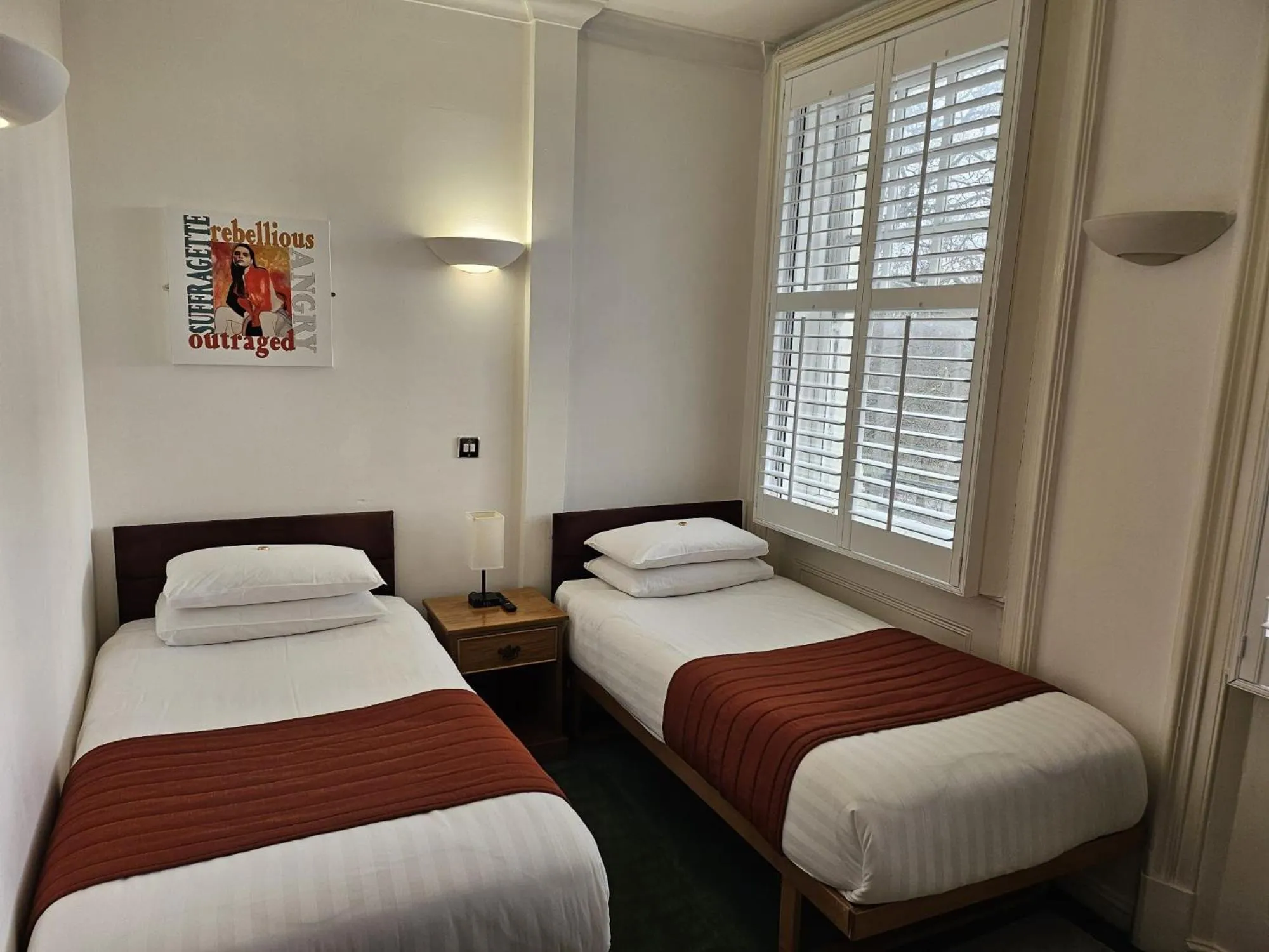 Property building, Bed in Hotel 63