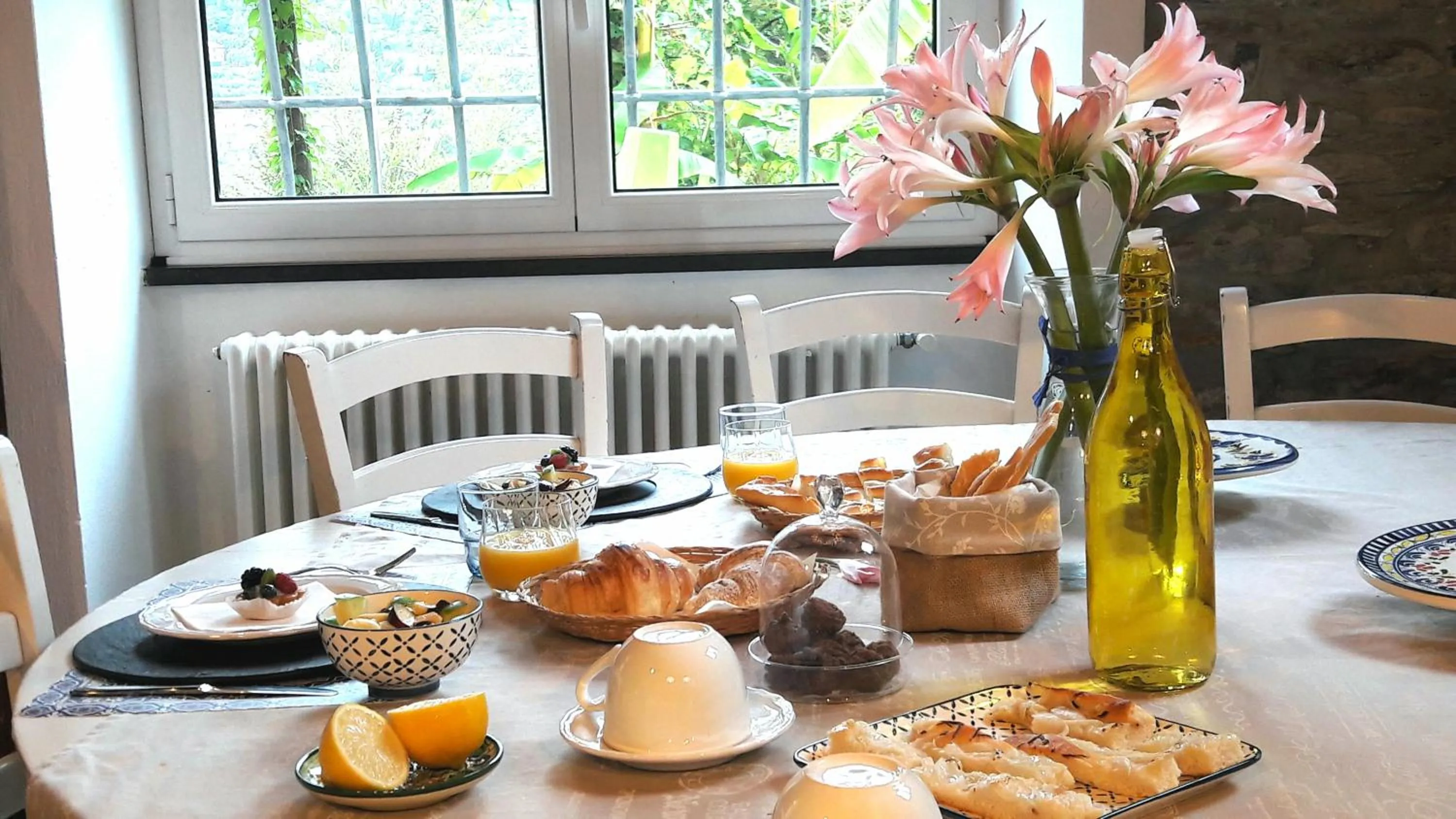 Buffet breakfast in The italian riviera