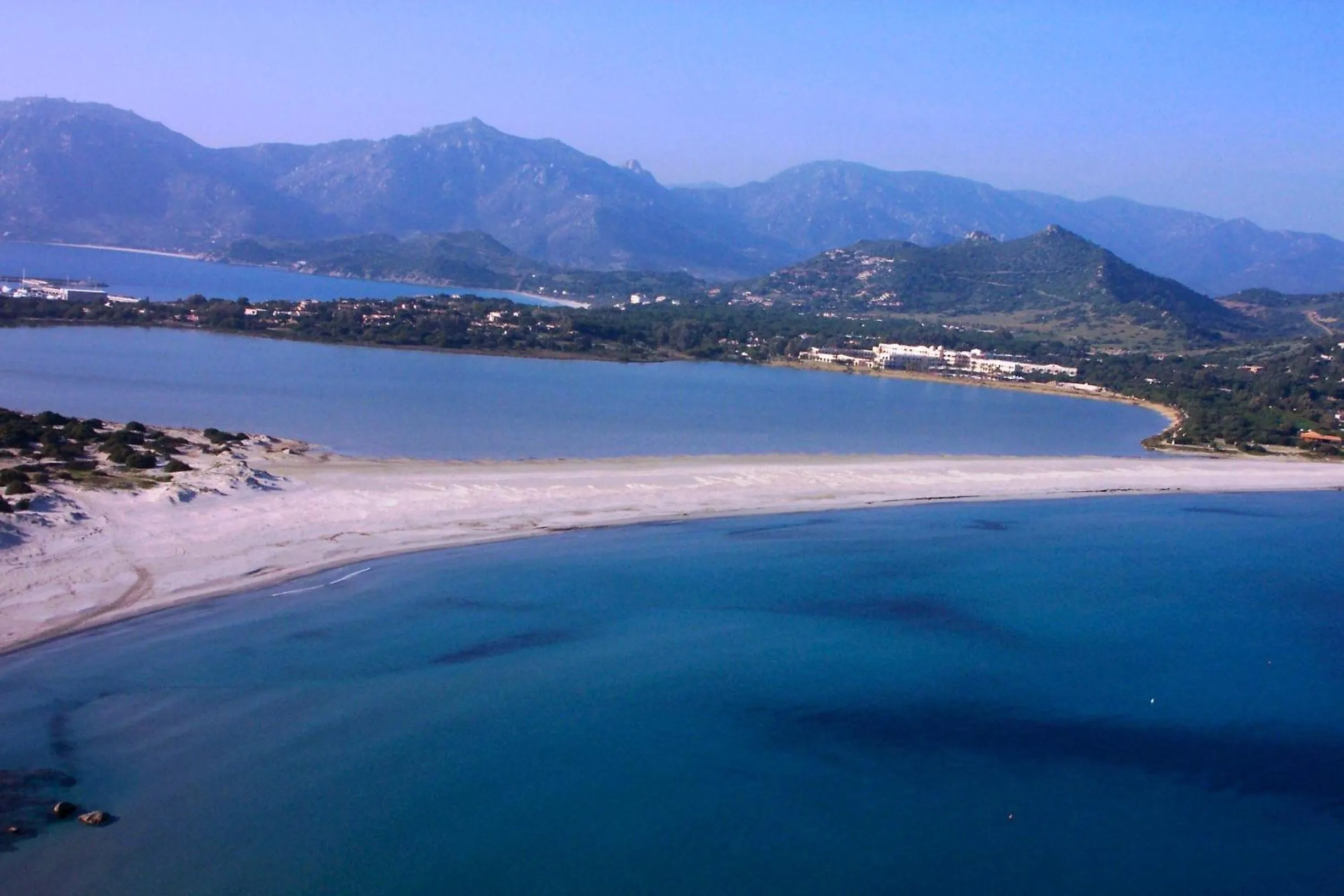 Beach in Porto Giunco Residence