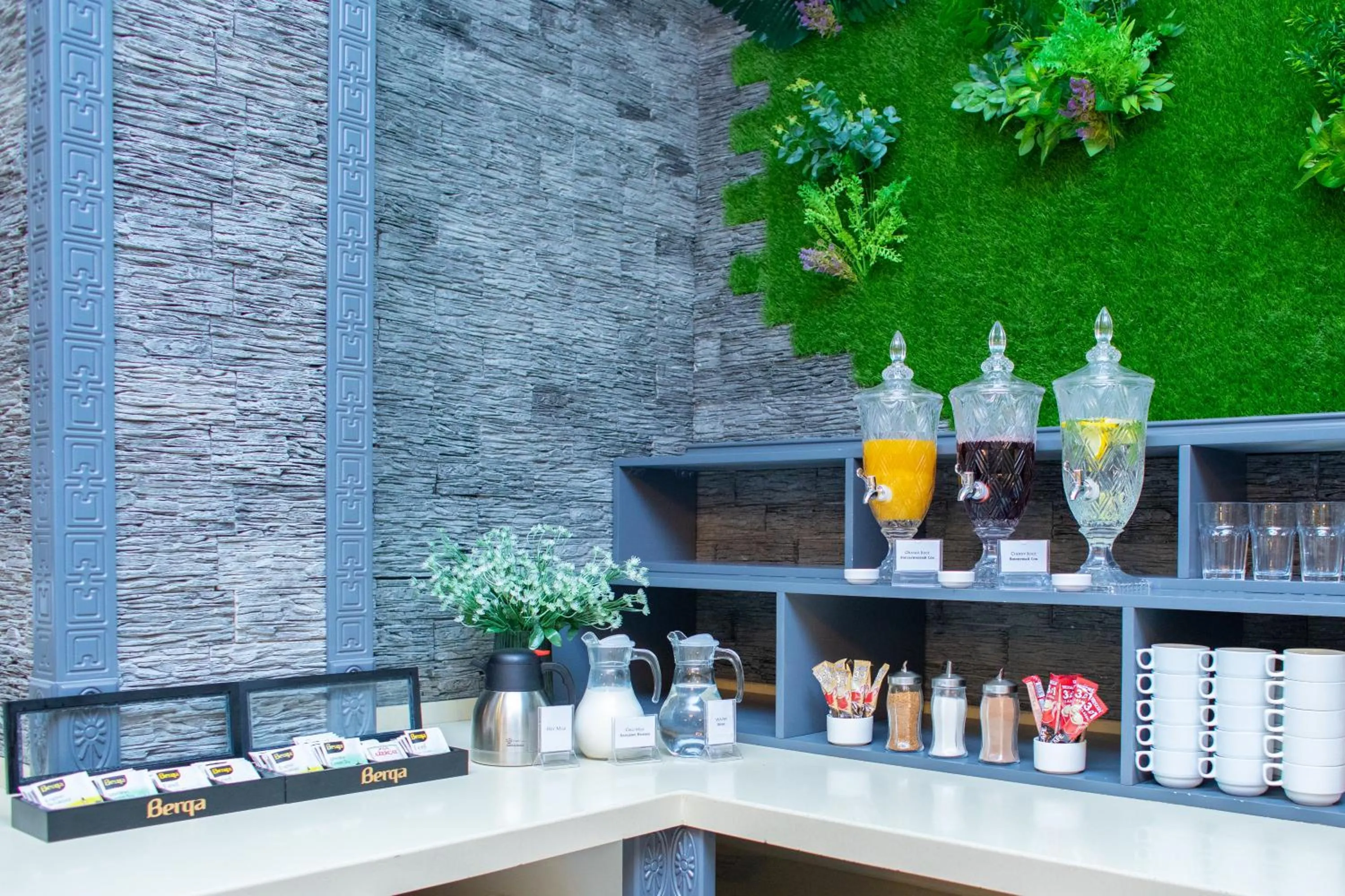 Breakfast in Grand Hotel Baku Central Park