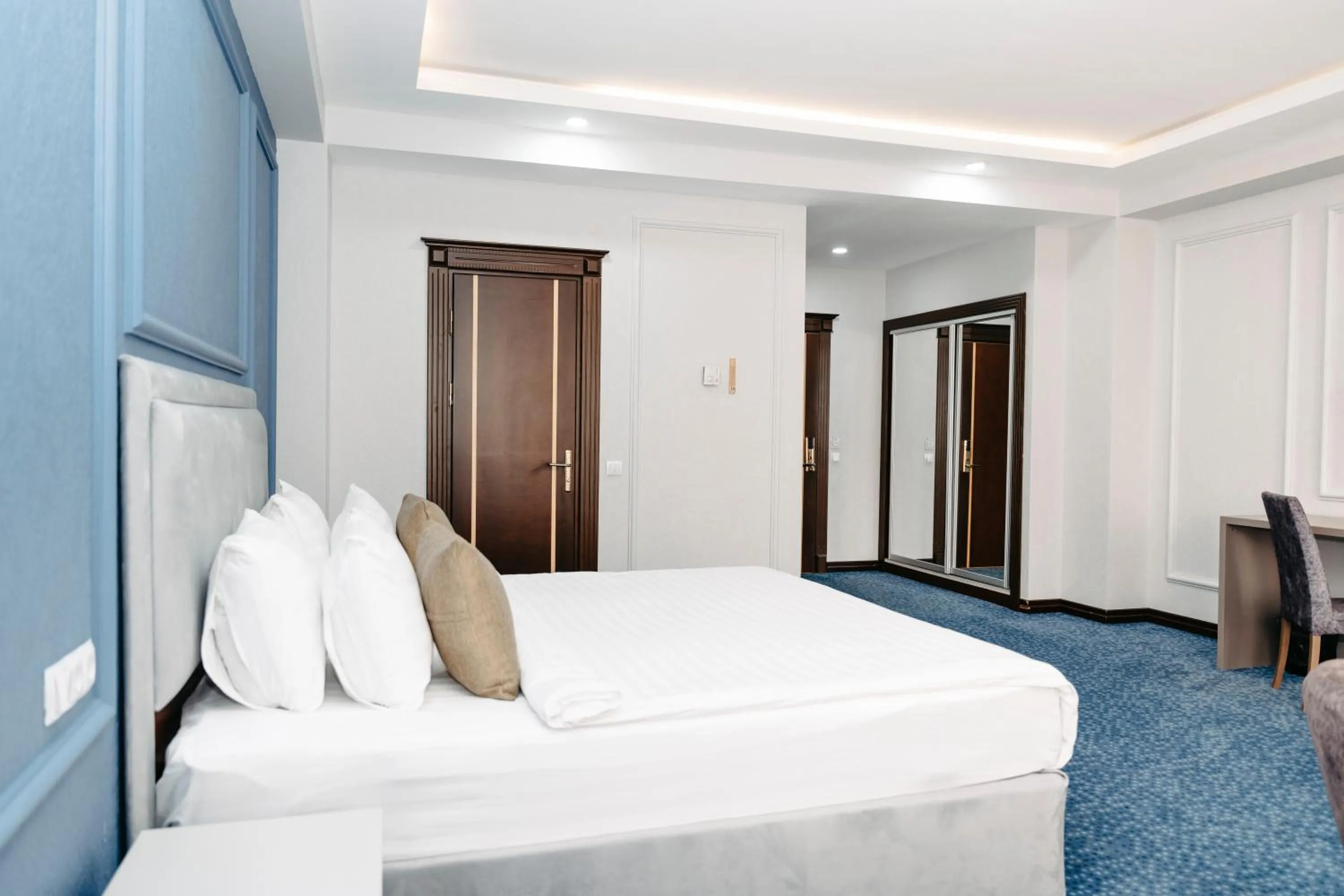 Bed in Grand Hotel Baku Central Park