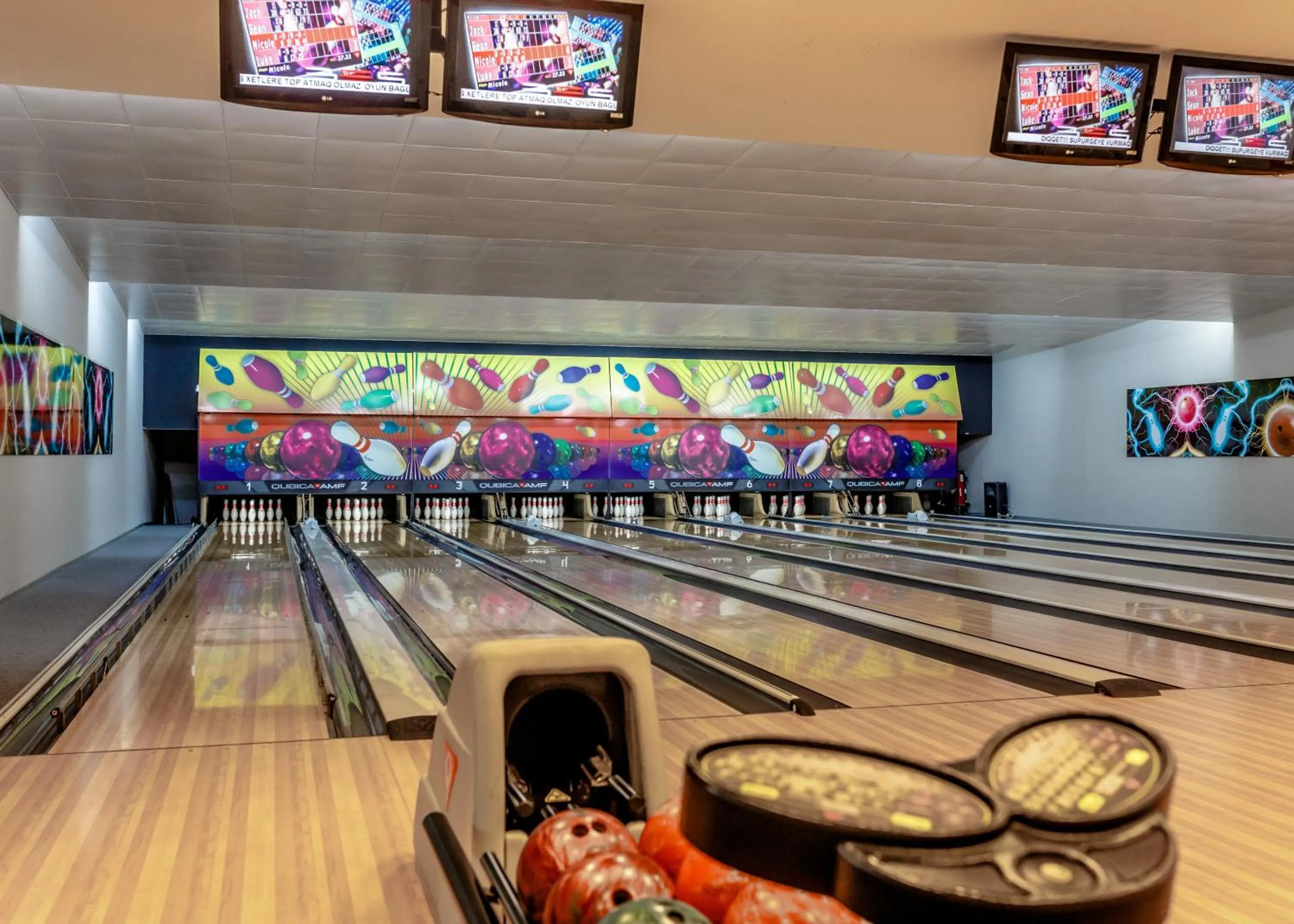 Bowling in Qafqaz Riverside Hotel