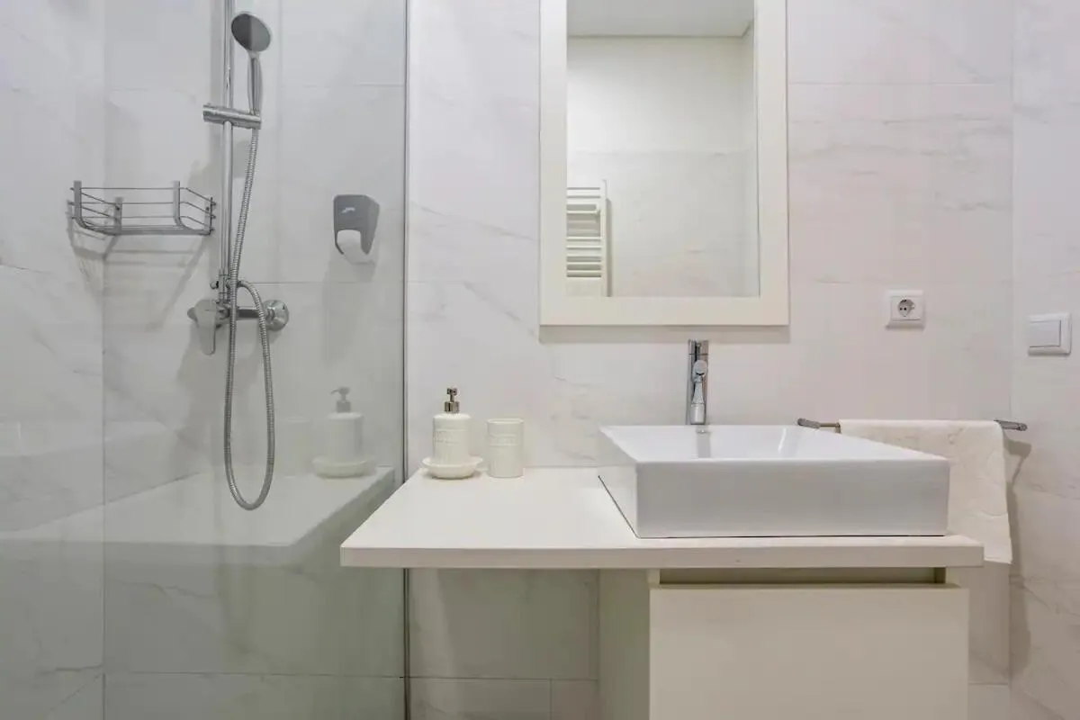 Bathroom in Luxury Anibal Cunha Apartments