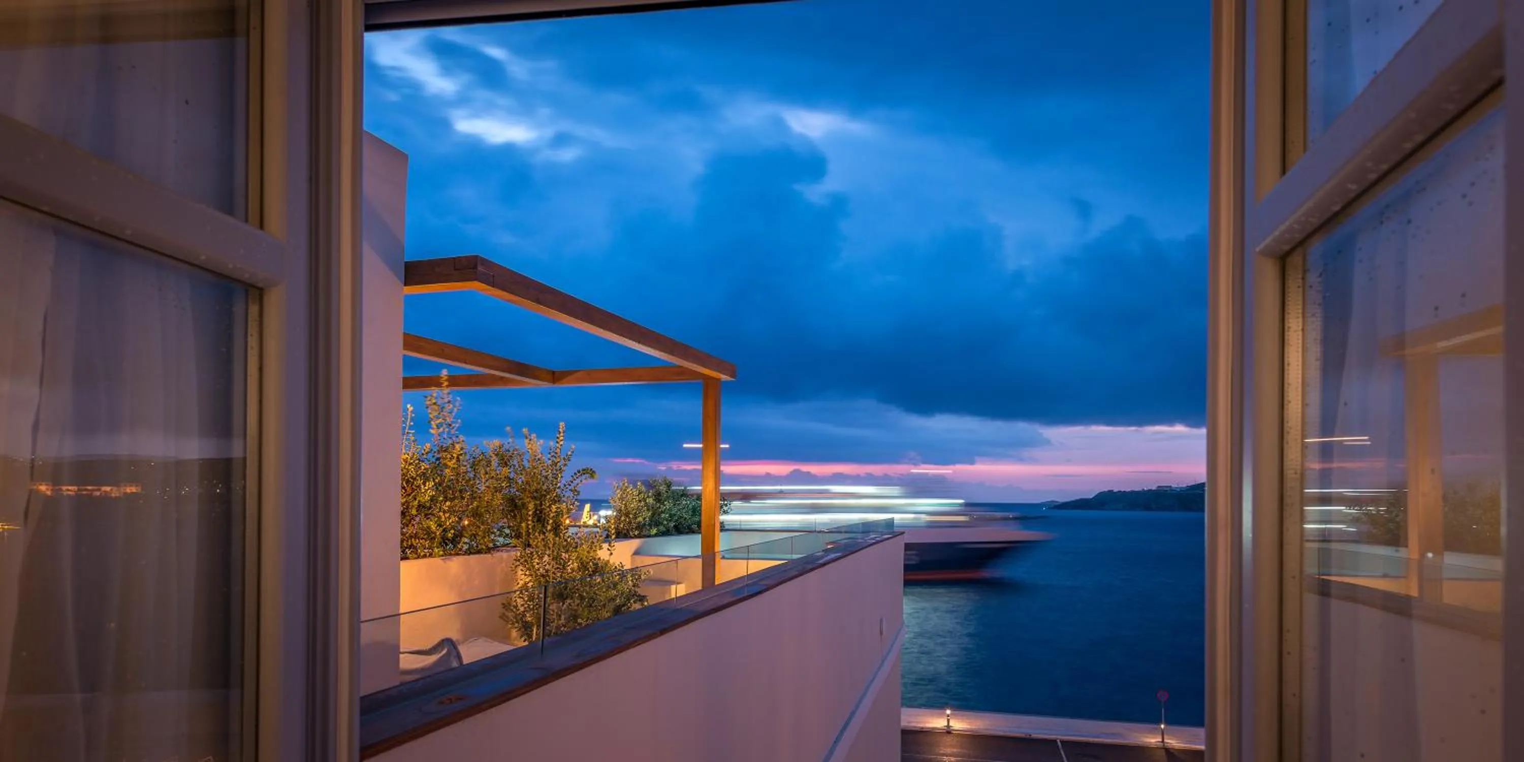 Shapes Luxury Suites