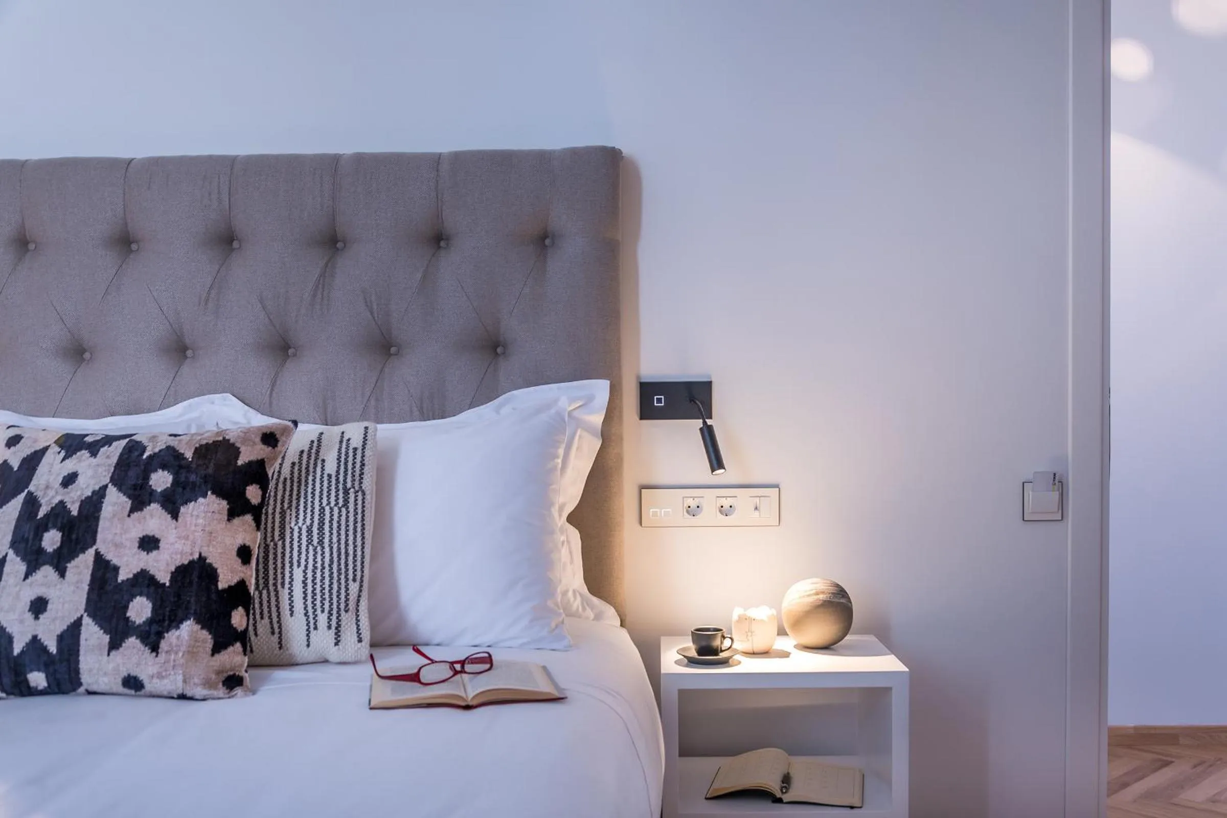 Bed in Shapes Luxury Suites