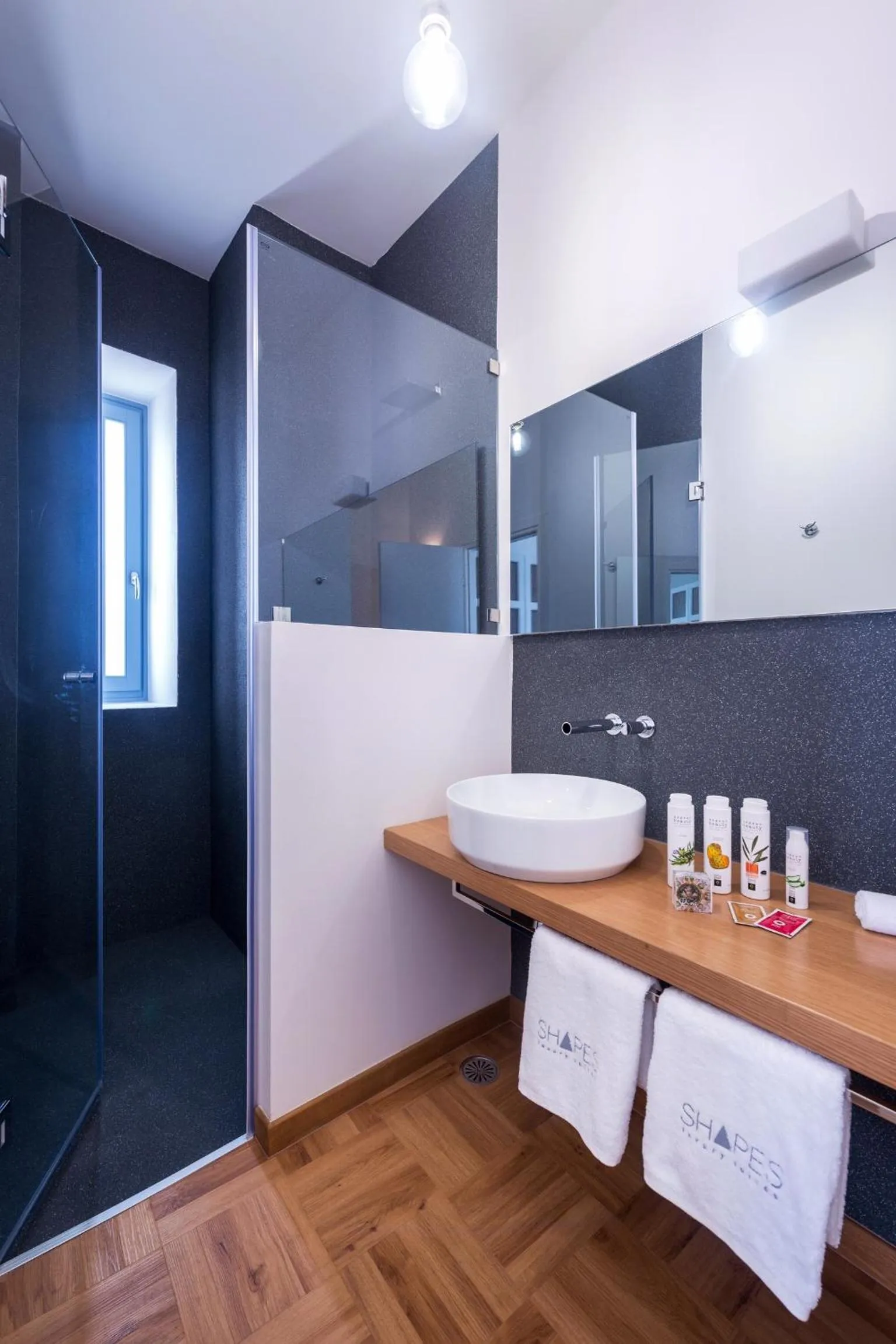 Shapes Luxury Suites