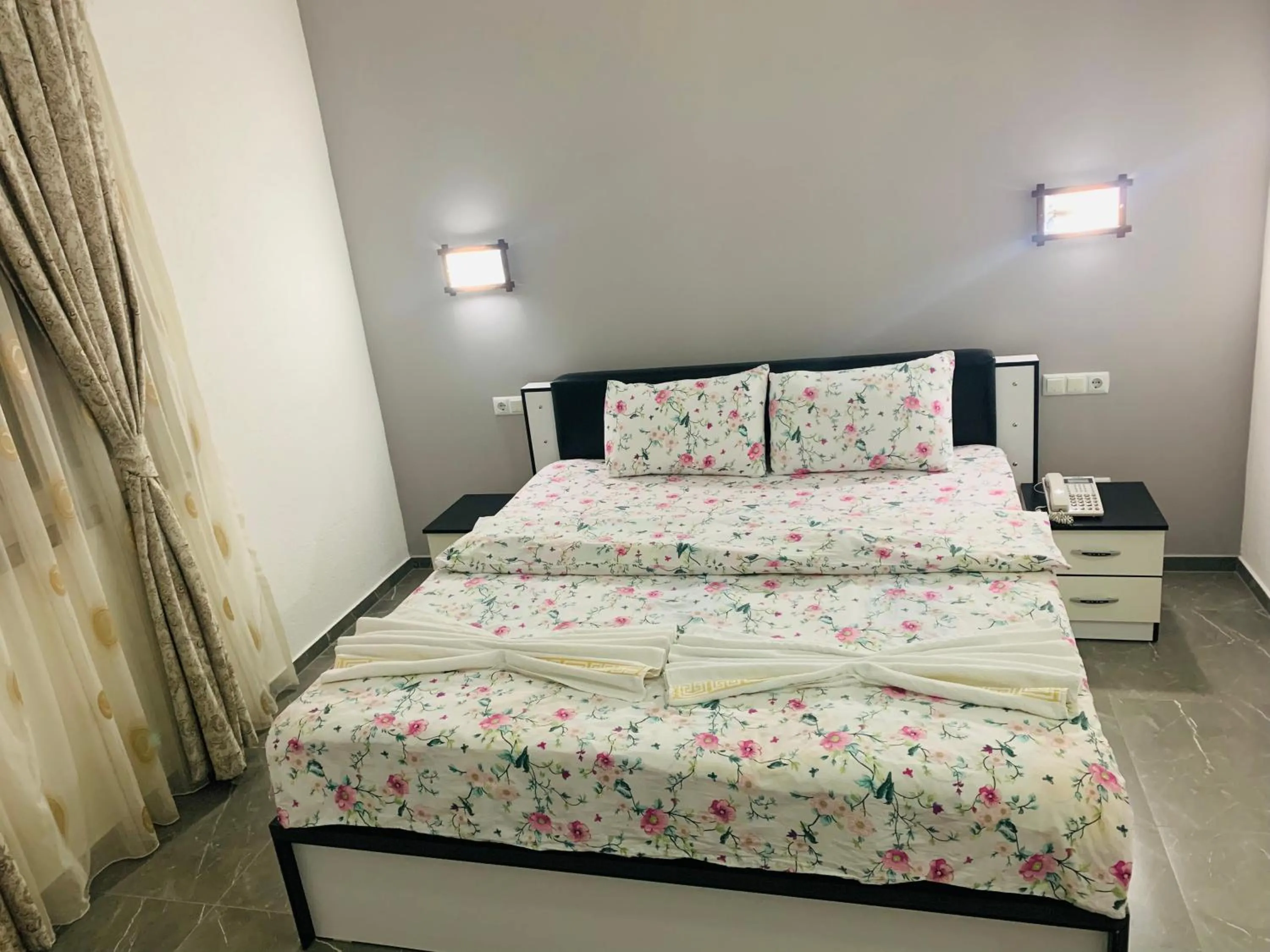 Bed in Hotel Albatros