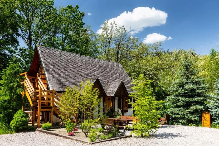 Oberża pod Złotym Prosiakiem