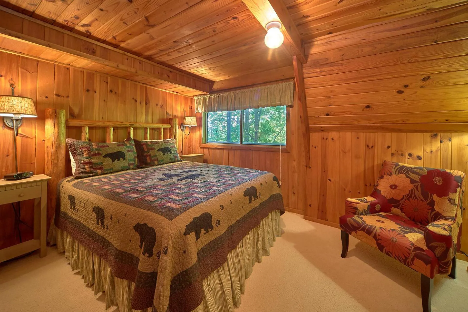 Bedroom, Bed in Sweet Blessings