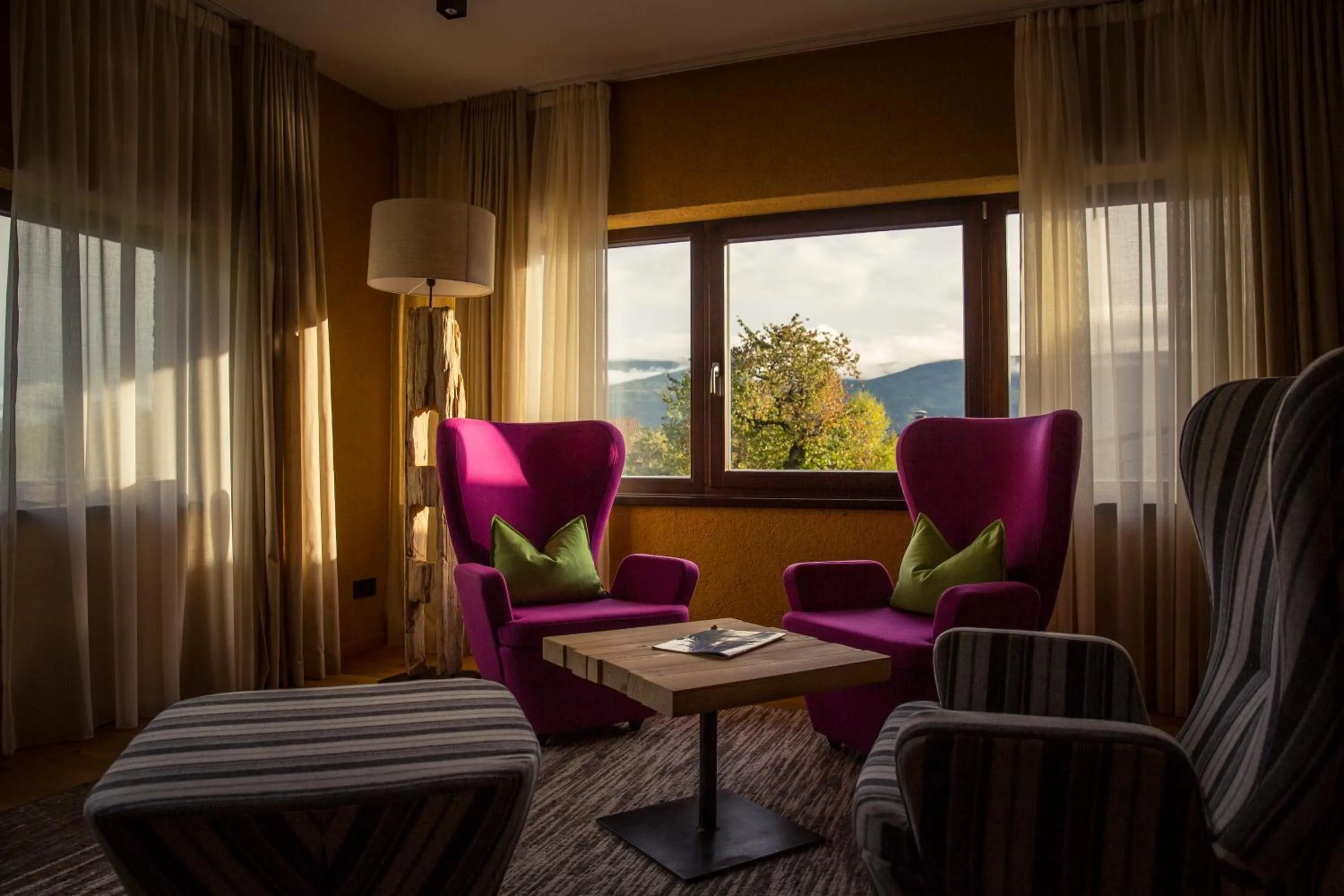 Library in Hotel Dolomitenblick