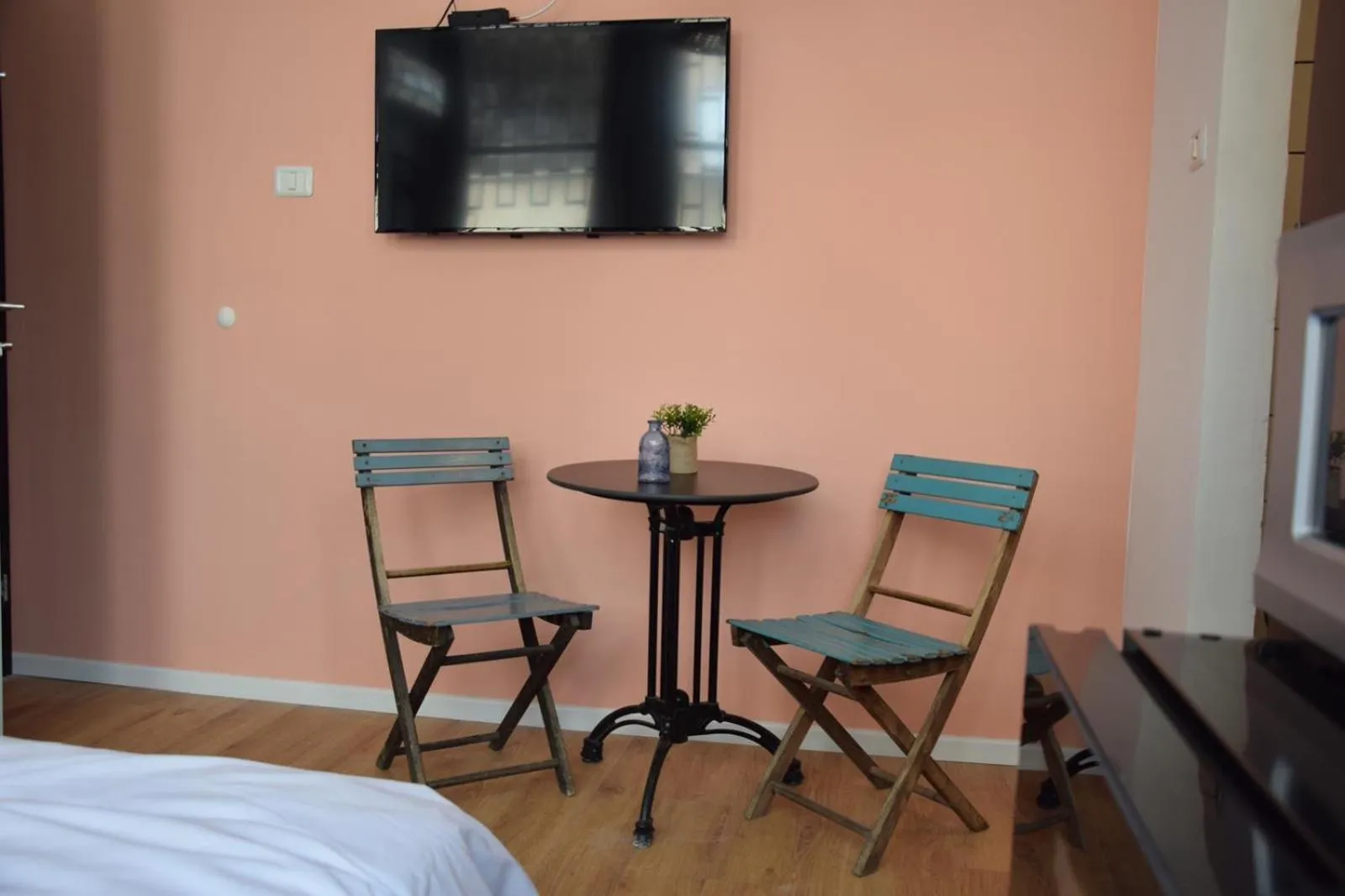 TV and multimedia, Bed in LEVO Urban Studios