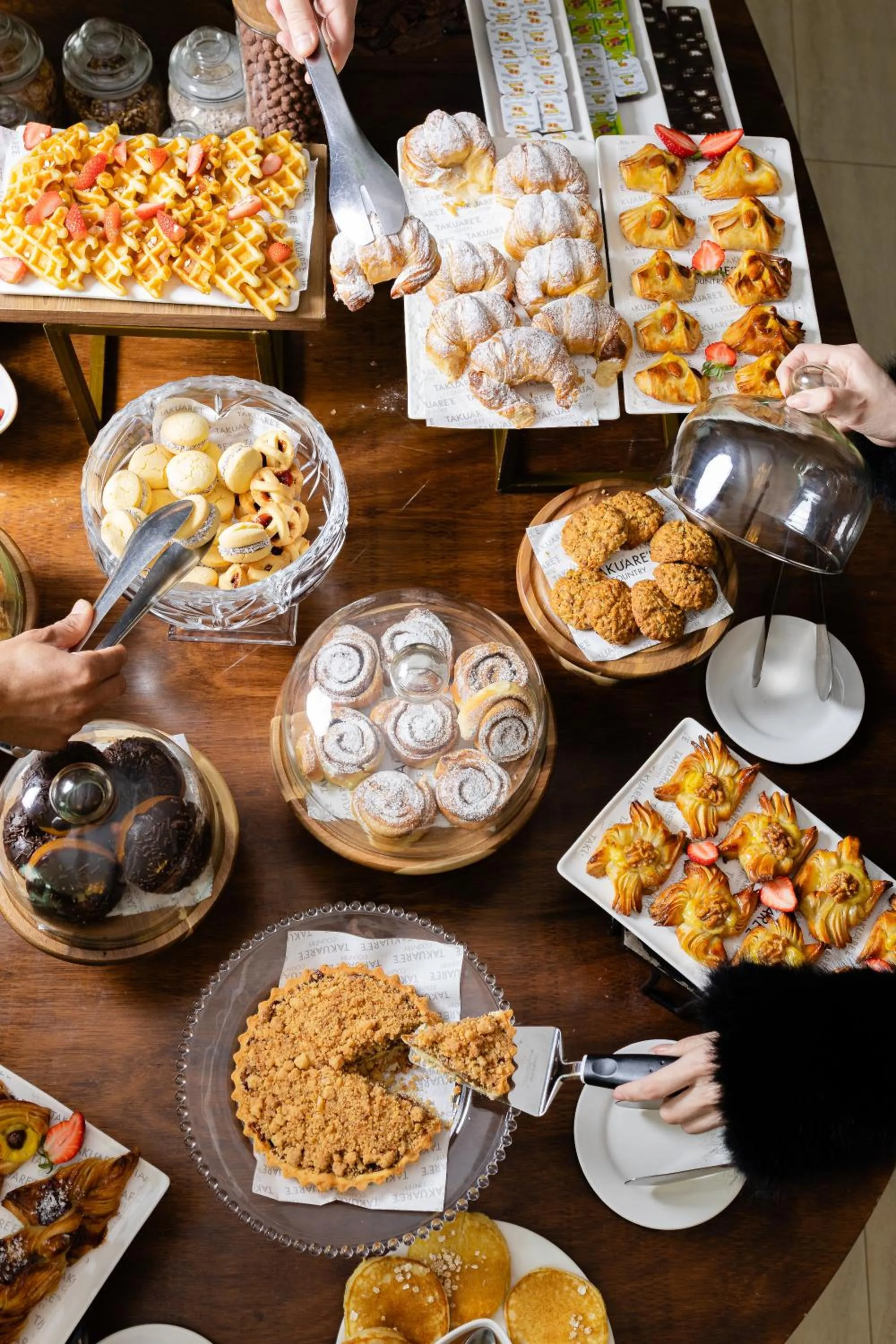 Buffet breakfast in Bisinii Boutique Hotel