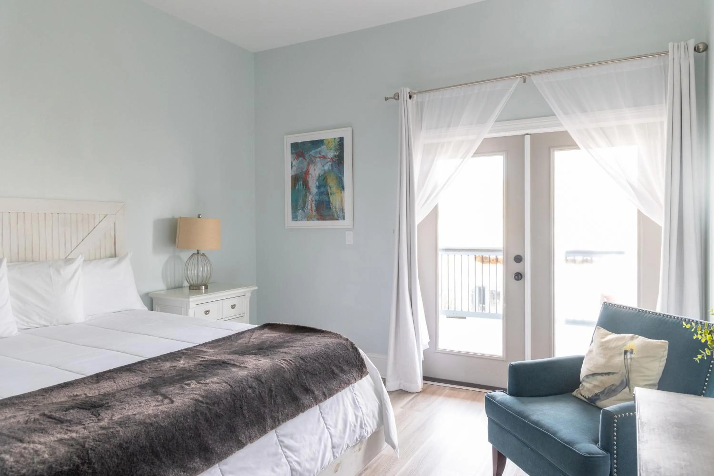 Bed in Hotel Whiskey in Pass Christian