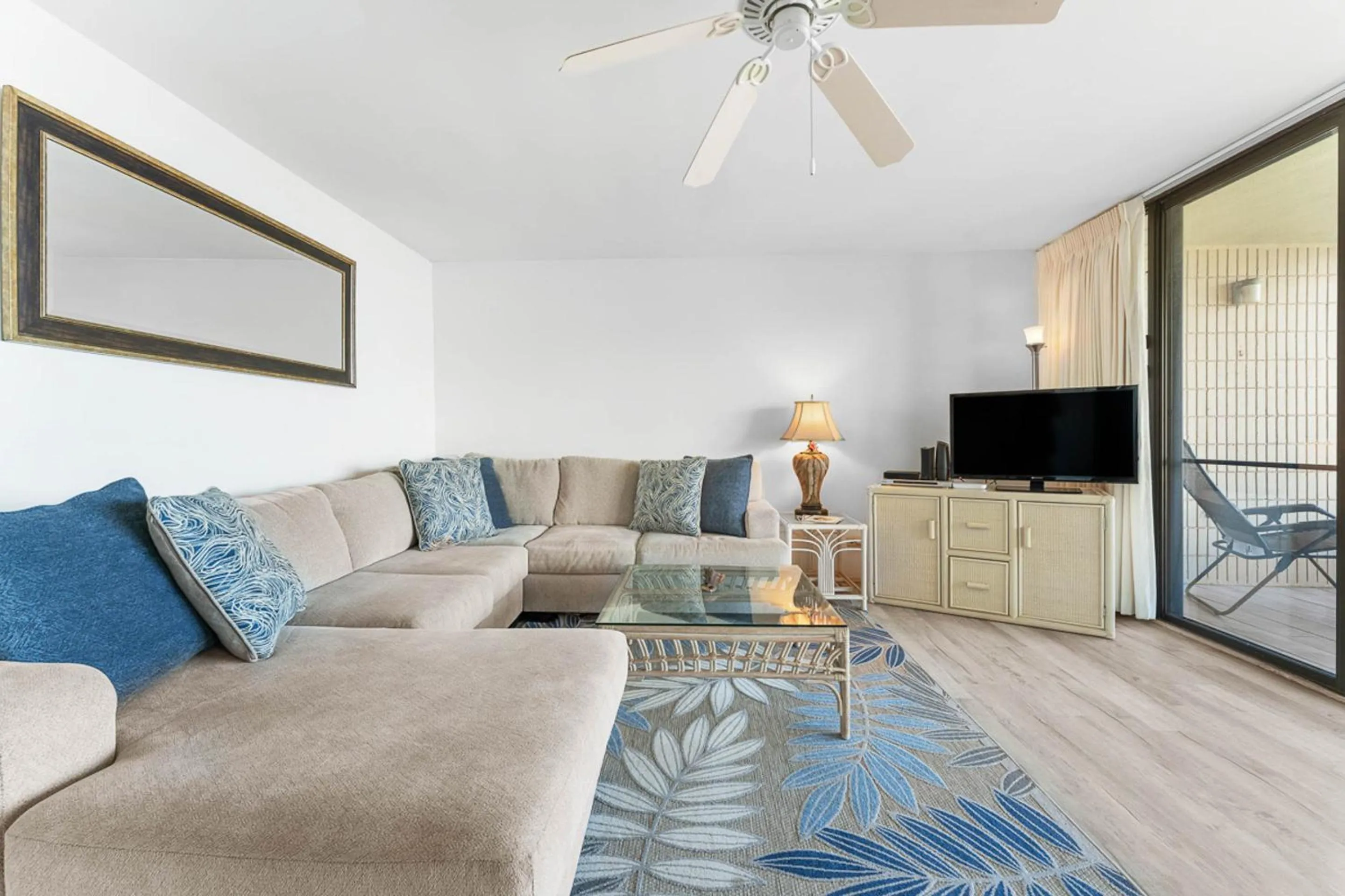 Property building in Koa Lagoon 506