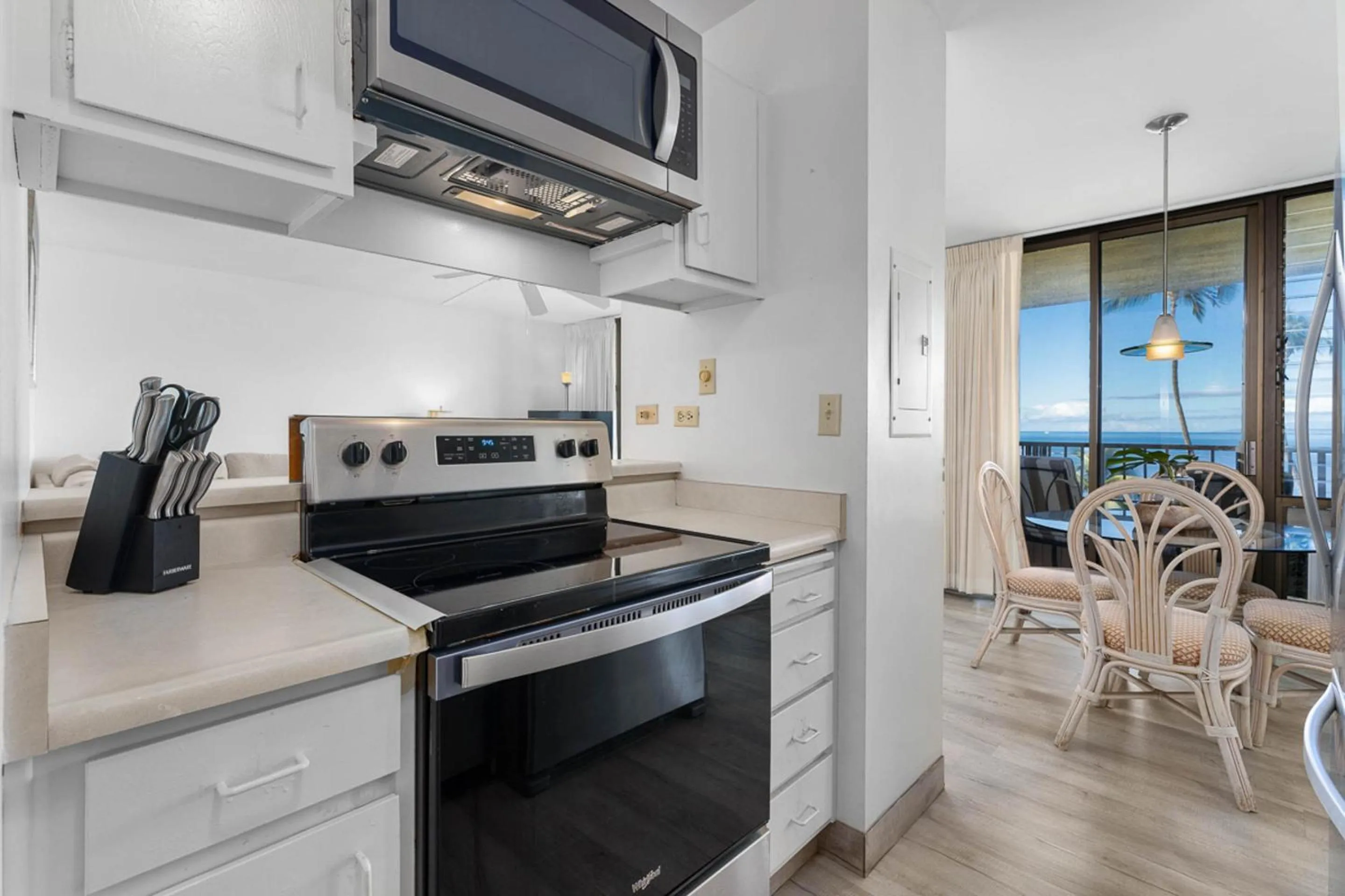 Property building in Koa Lagoon 506