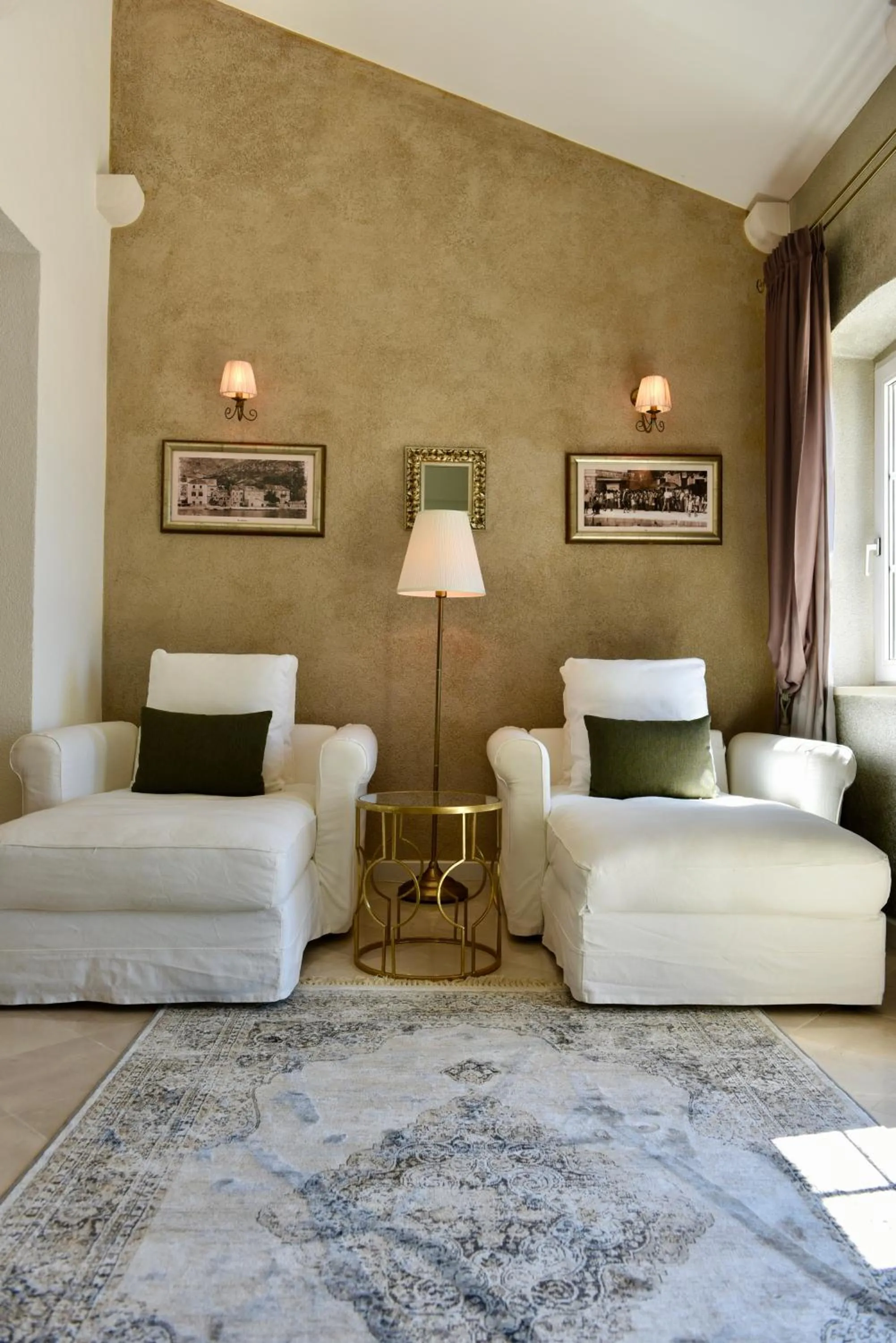 Living room in Villa Giardino Heritage Boutique Hotel Bol