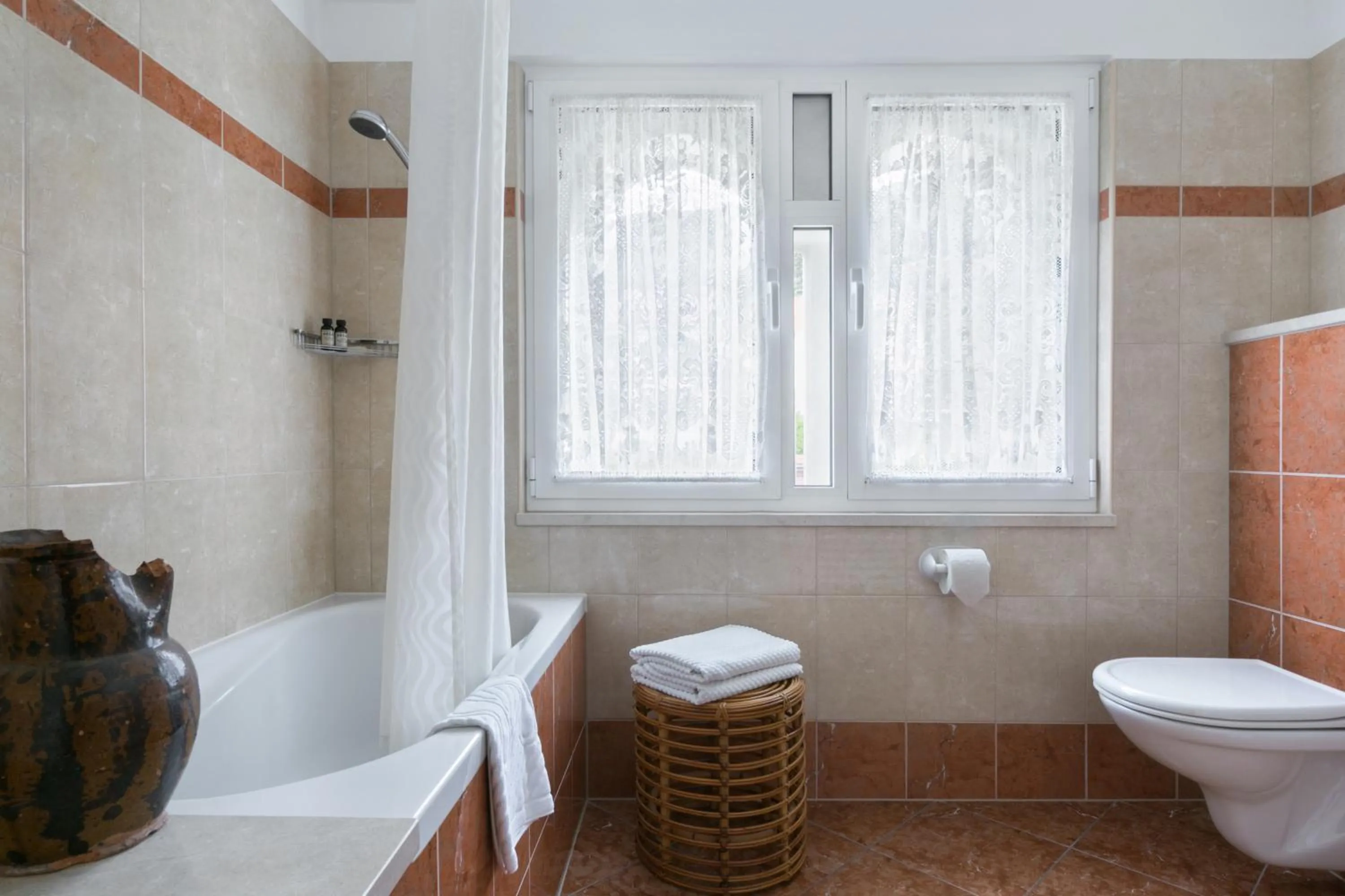Shower in Villa Giardino Heritage Boutique Hotel Bol
