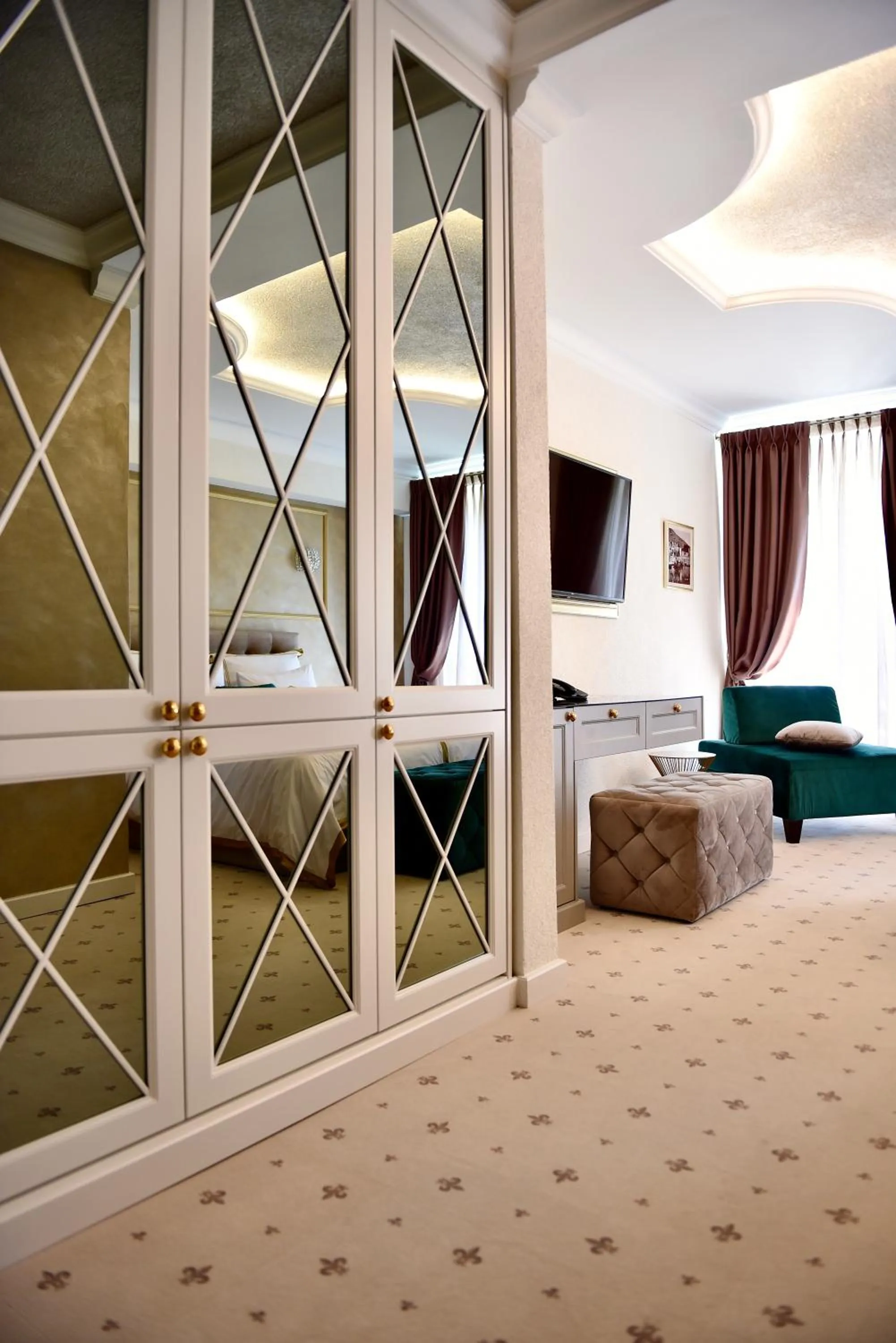 Decorative detail, Bed in Villa Giardino Heritage Boutique Hotel Bol