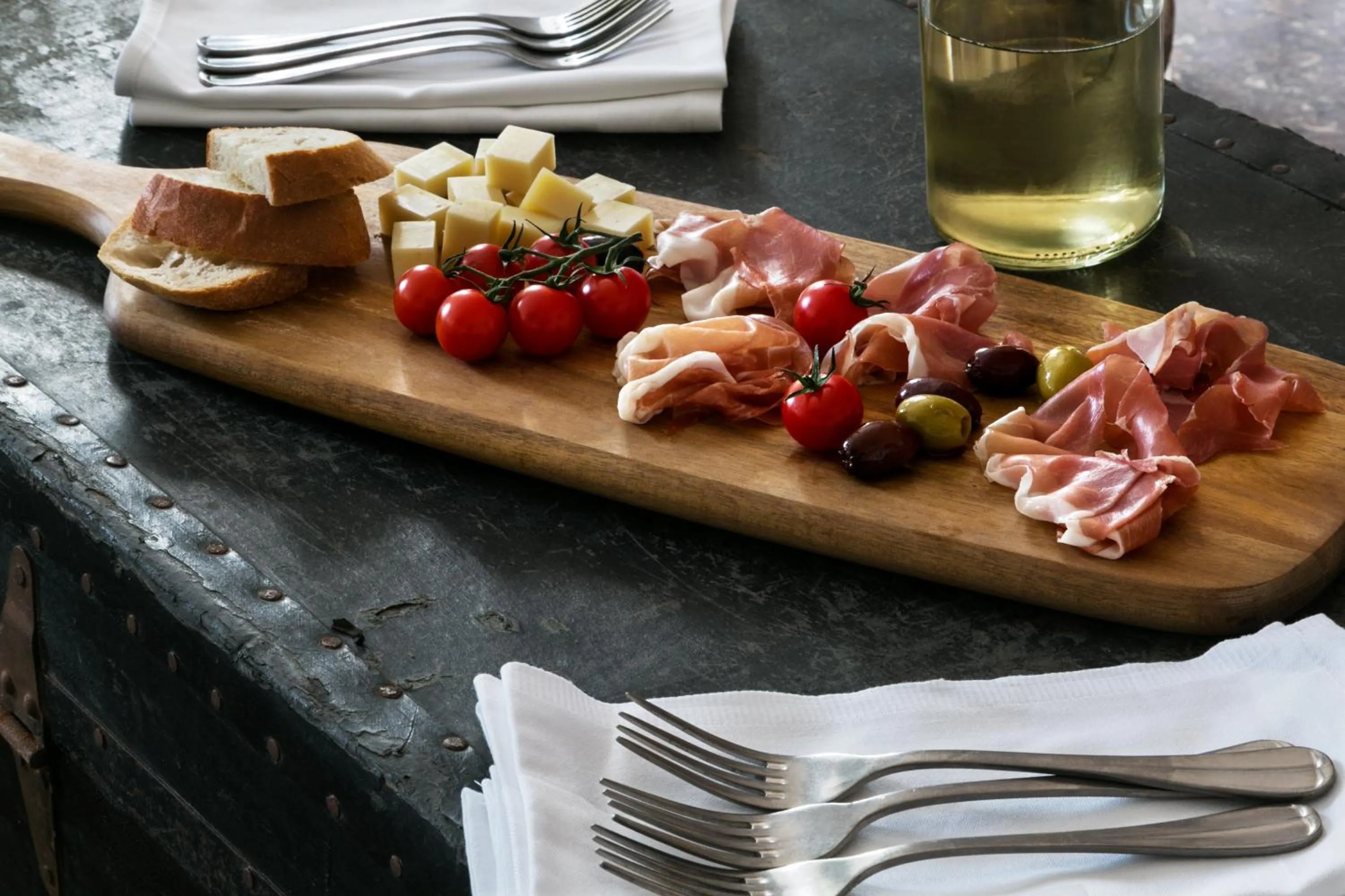 Food and drinks in Villa Giardino Heritage Boutique Hotel Bol