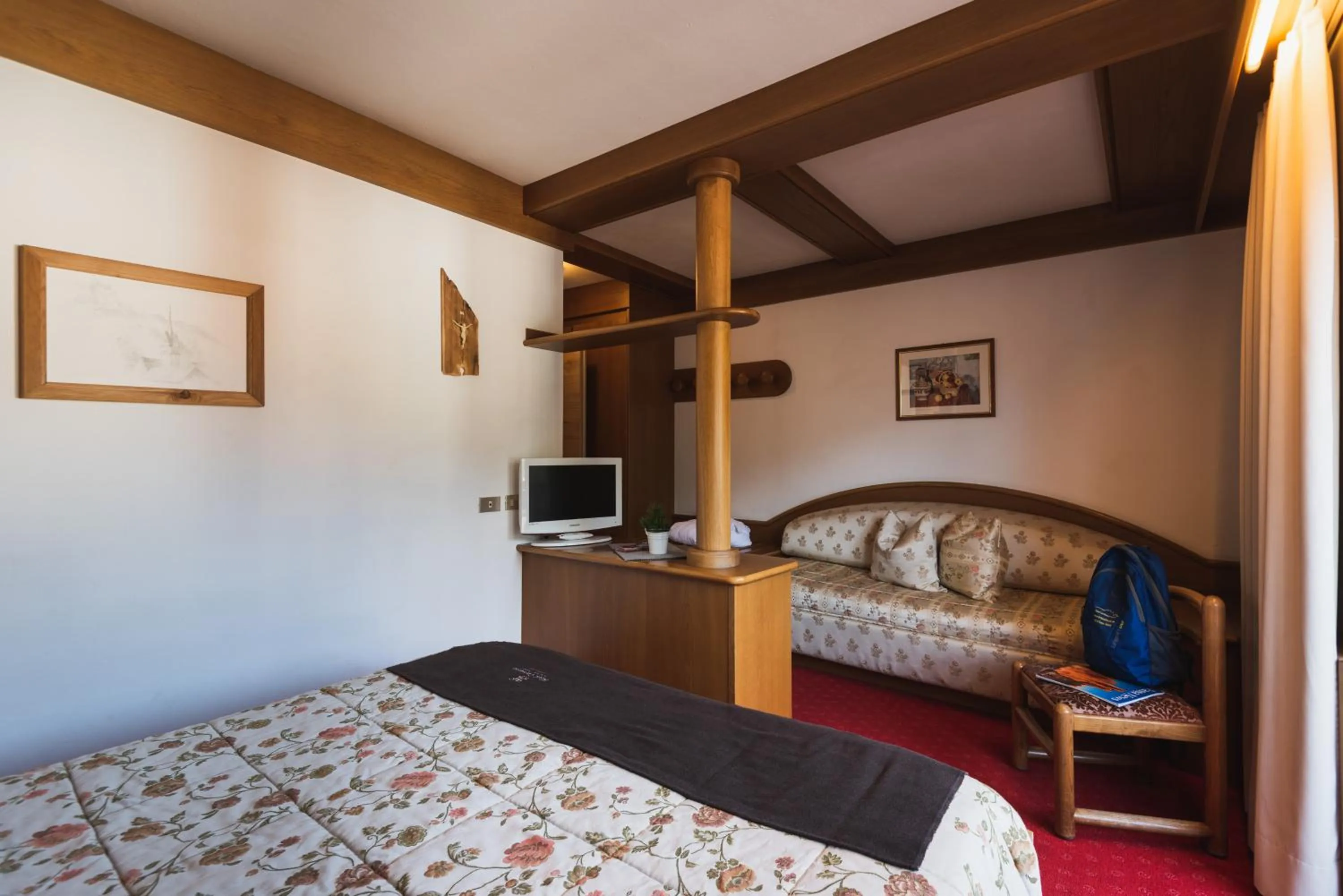 Bed in Hotel Catinaccio