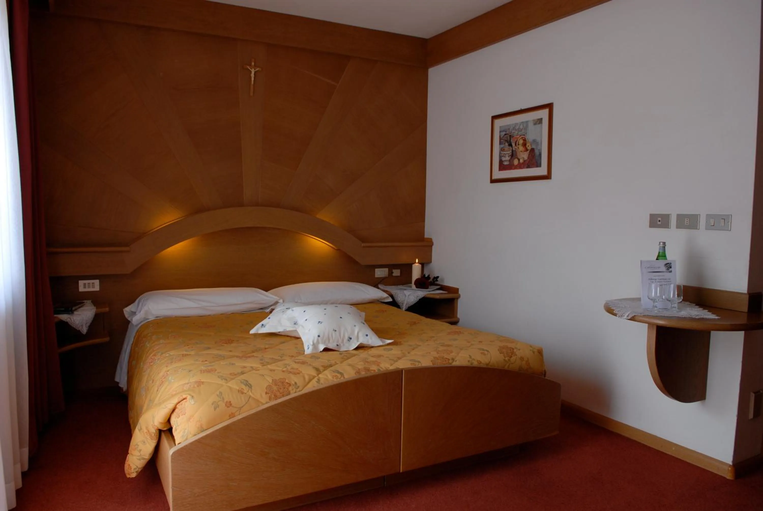 Bed in Hotel Catinaccio