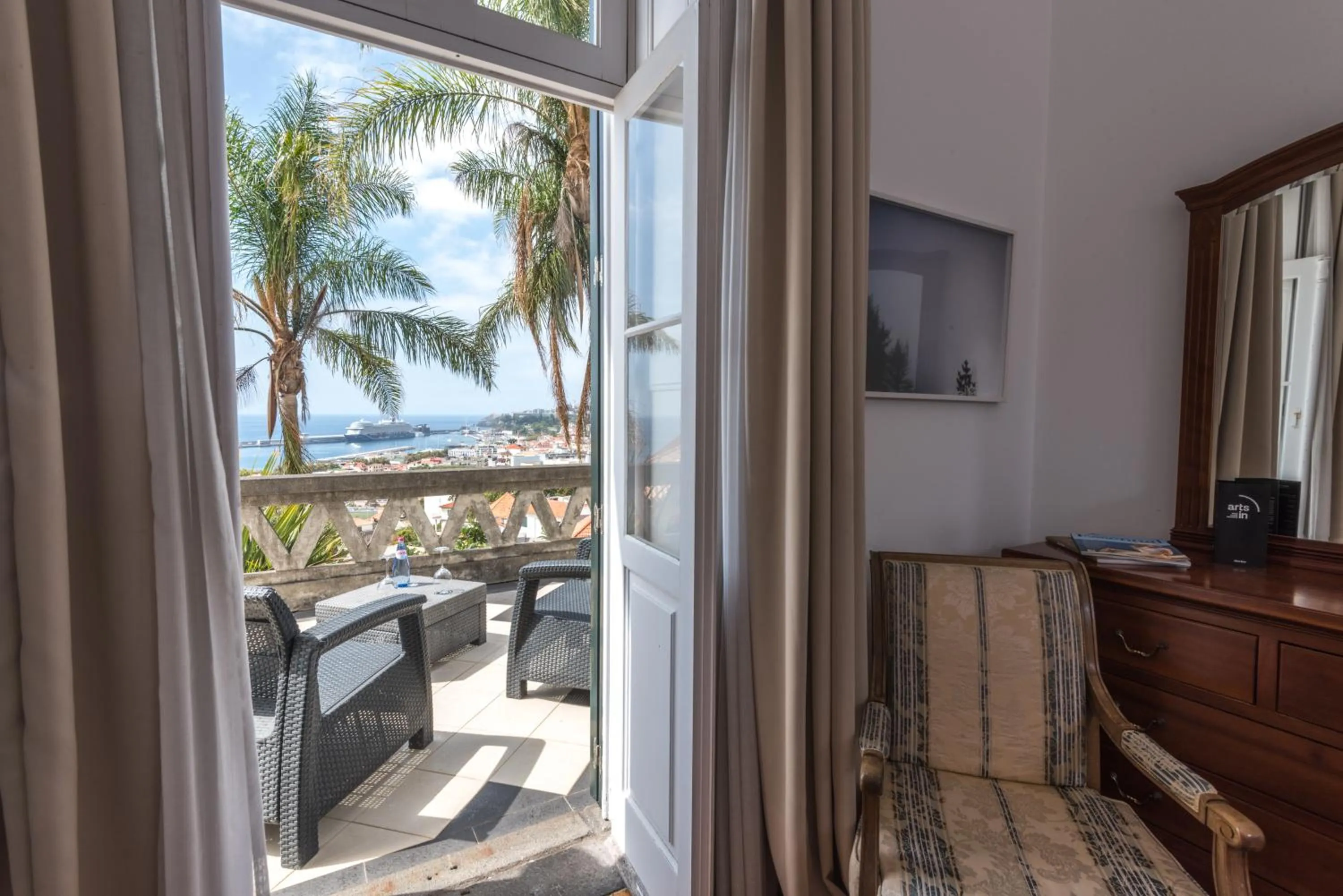 ARTS IN Hotel Conde Carvalhal