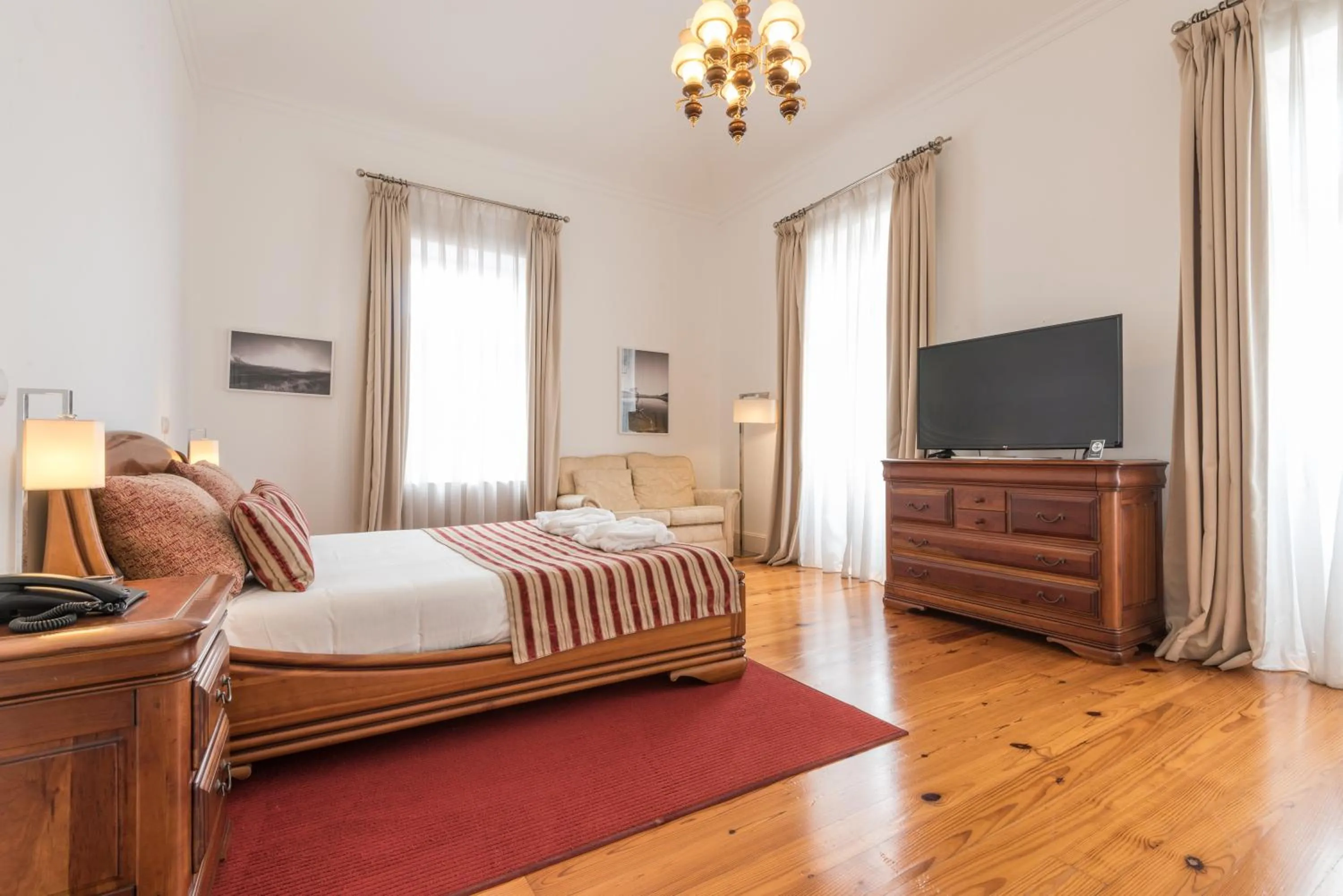 Bed in ARTS IN Hotel Conde Carvalhal