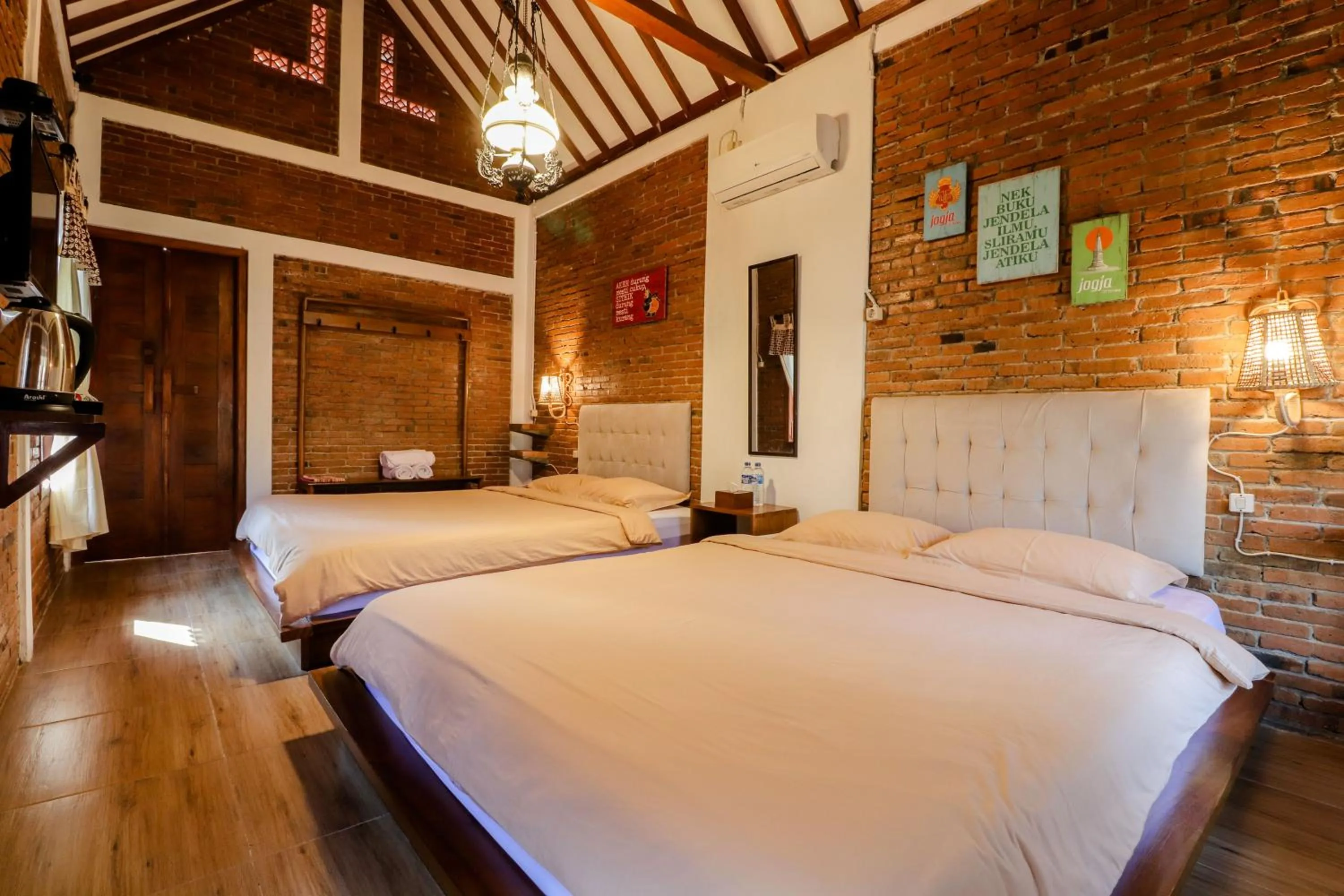 Bedroom, Bed in Omah Teras Bata Guesthouse