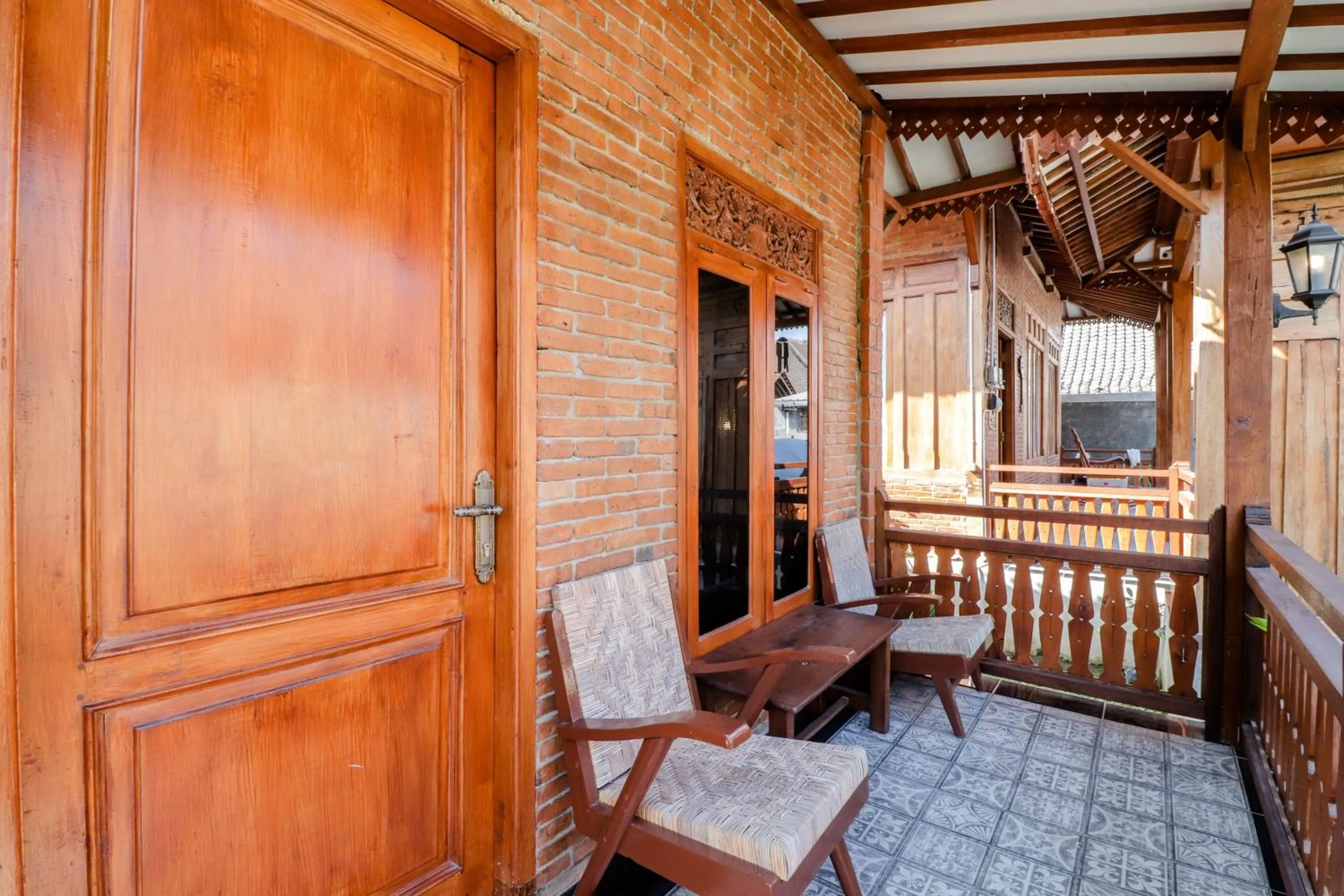 Patio in Omah Teras Bata Guesthouse