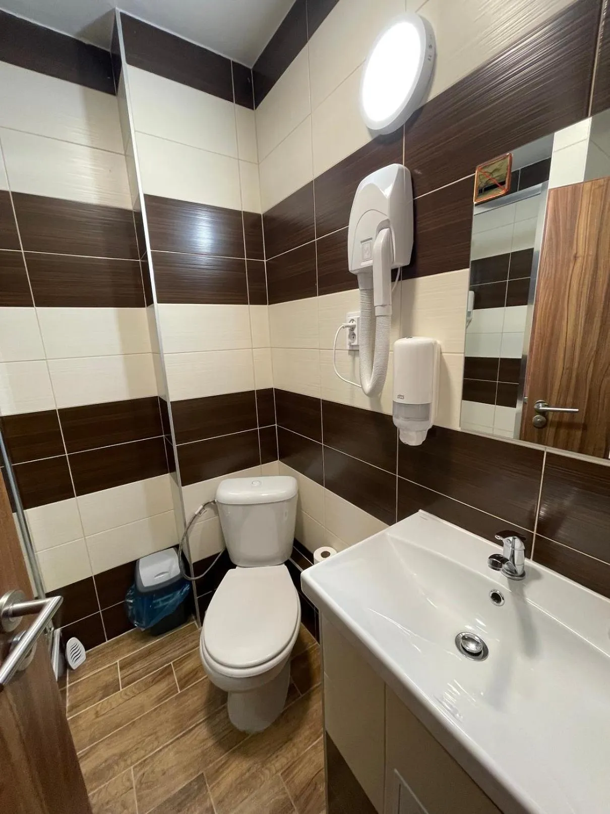 Bathroom in Hotel Max