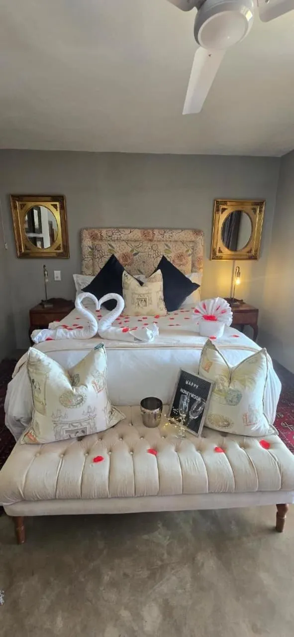 Bed in Cavalo Guesthouse & Equestrian Estate