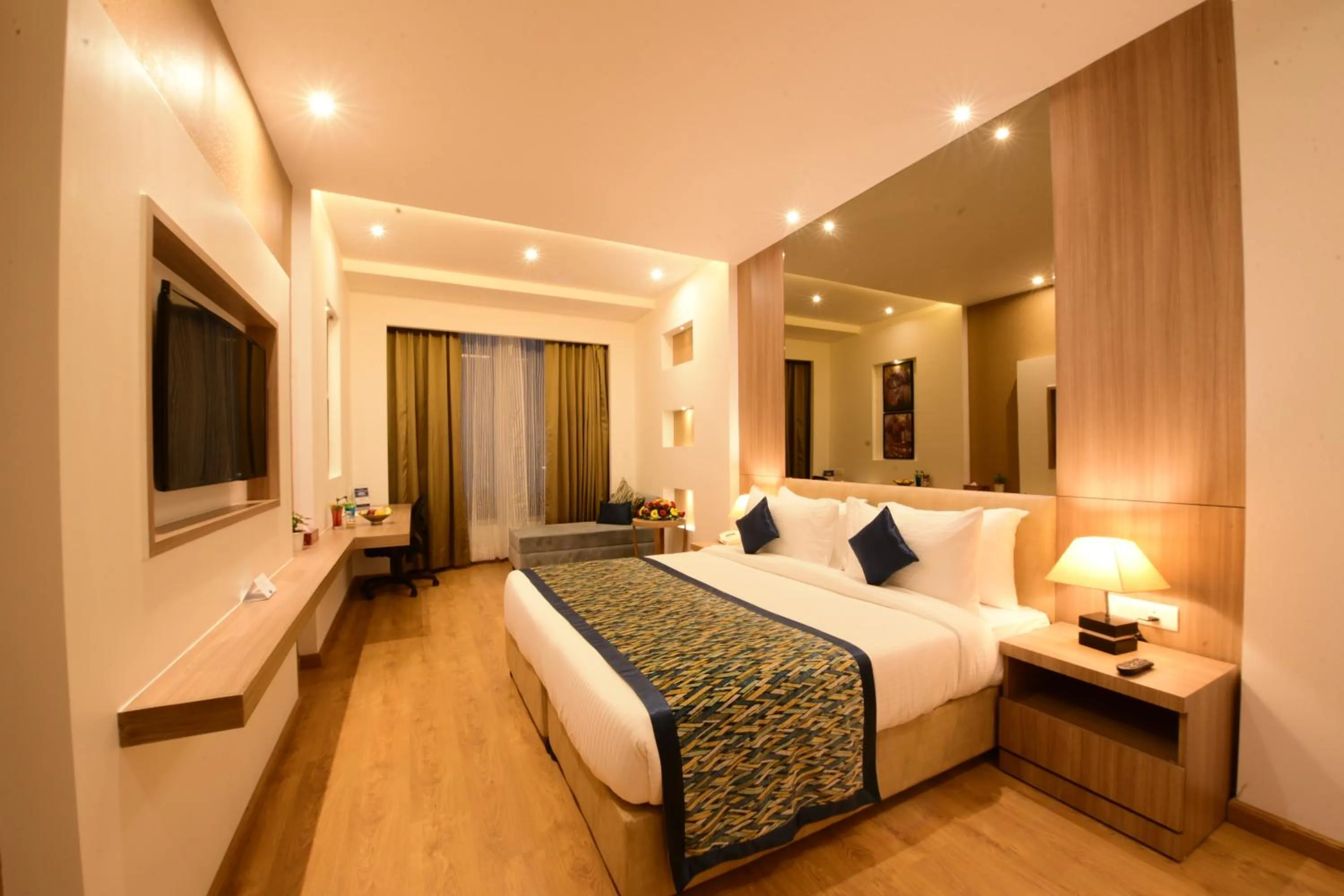 Photo of the whole room, Bed in SureStay Plus by Best Western Amritsar
