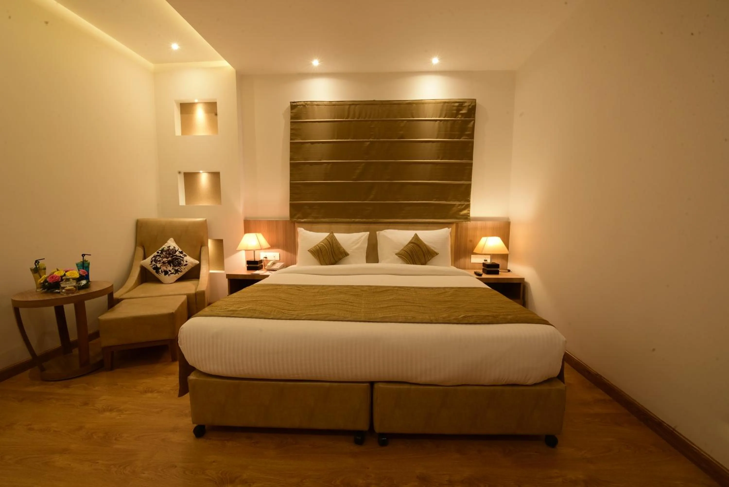 Bedroom, Bed in SureStay Plus by Best Western Amritsar