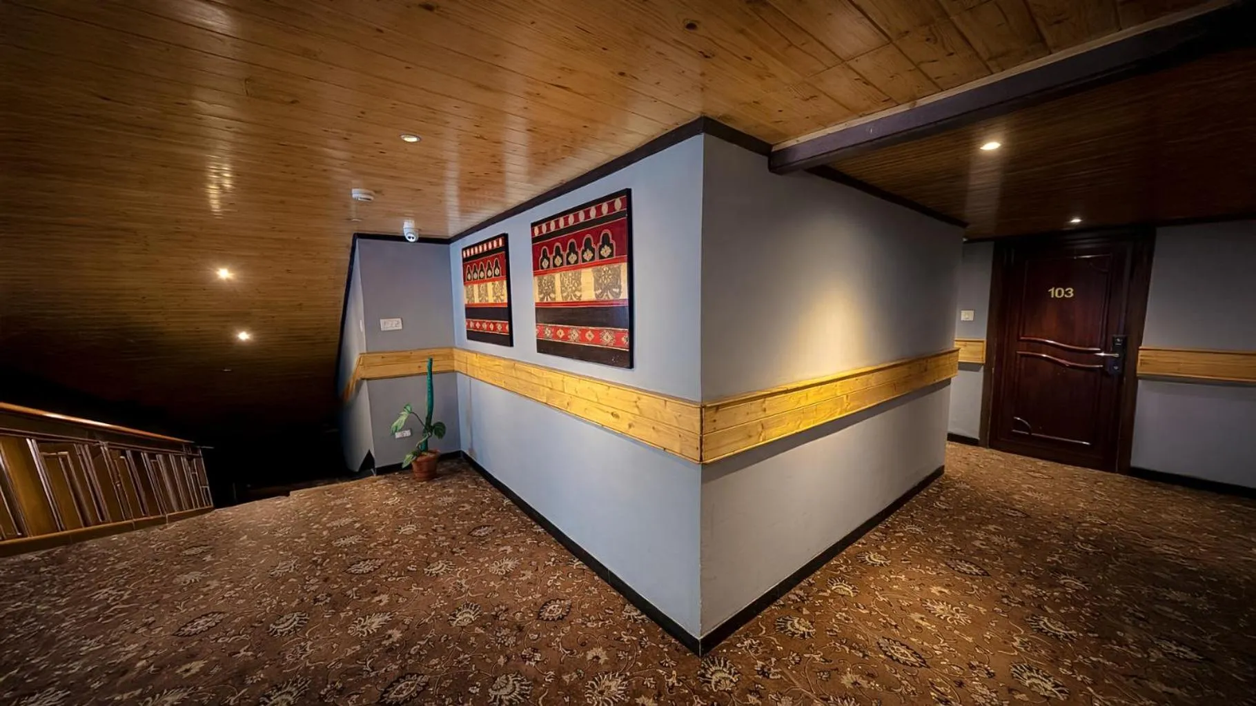 Property building in Yashshree Mall Road Darjeeling