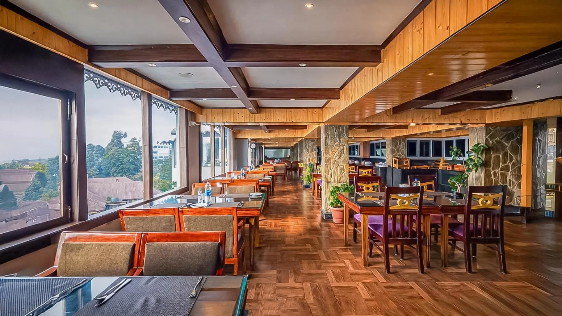 Restaurant/places to eat in Yashshree Mall Road Darjeeling