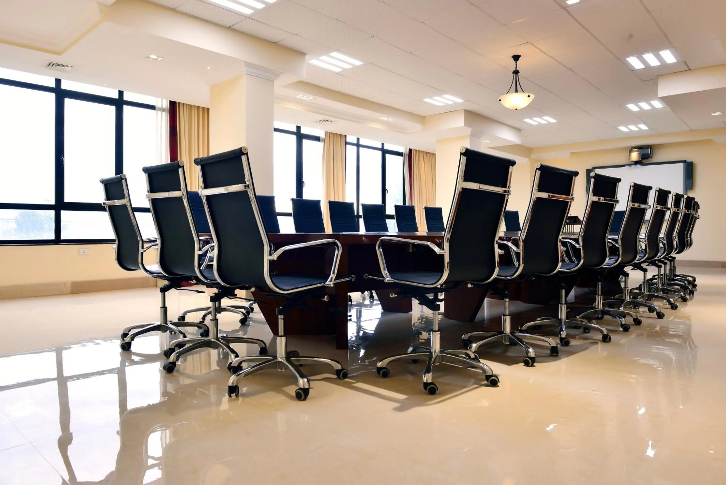 Meeting/conference room in The HUB Hotel