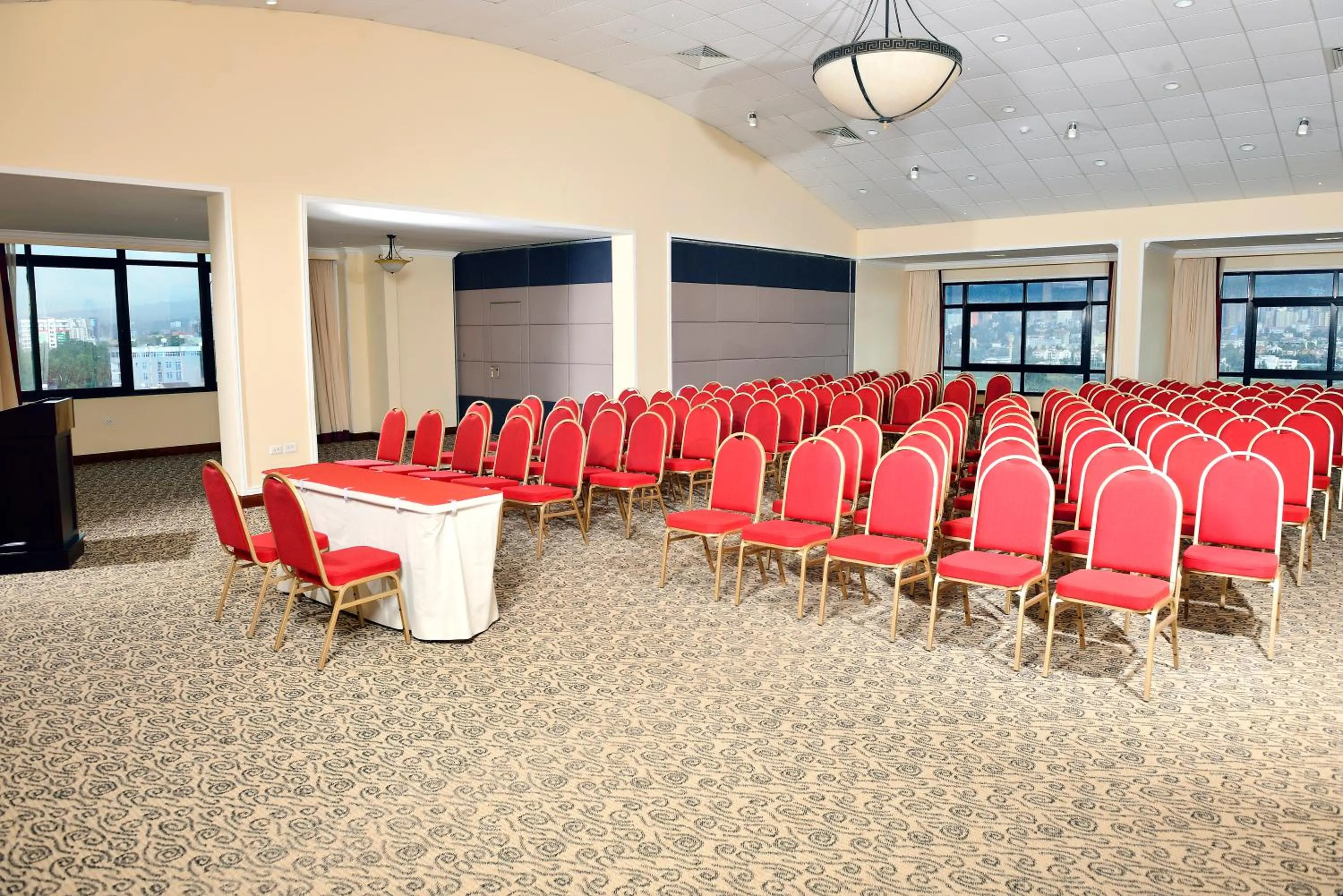 Meeting/conference room in The HUB Hotel