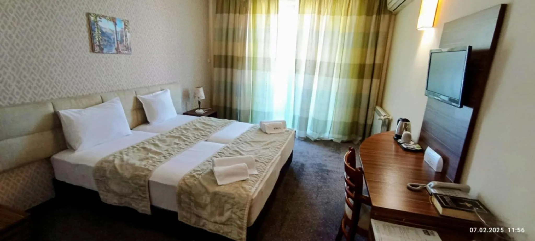 View (from property/room), Bed in Vitoshko Lale Hotel